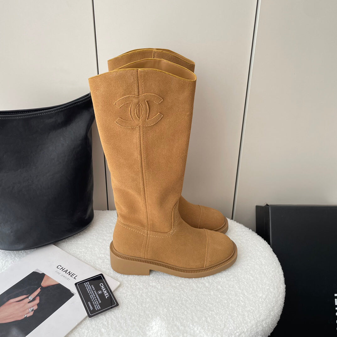 C 25 Cowhide boots