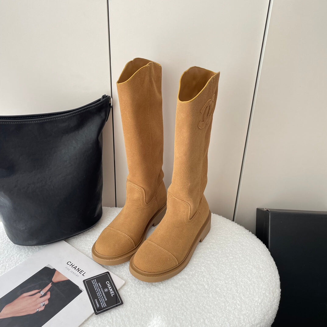 C 25 Cowhide boots