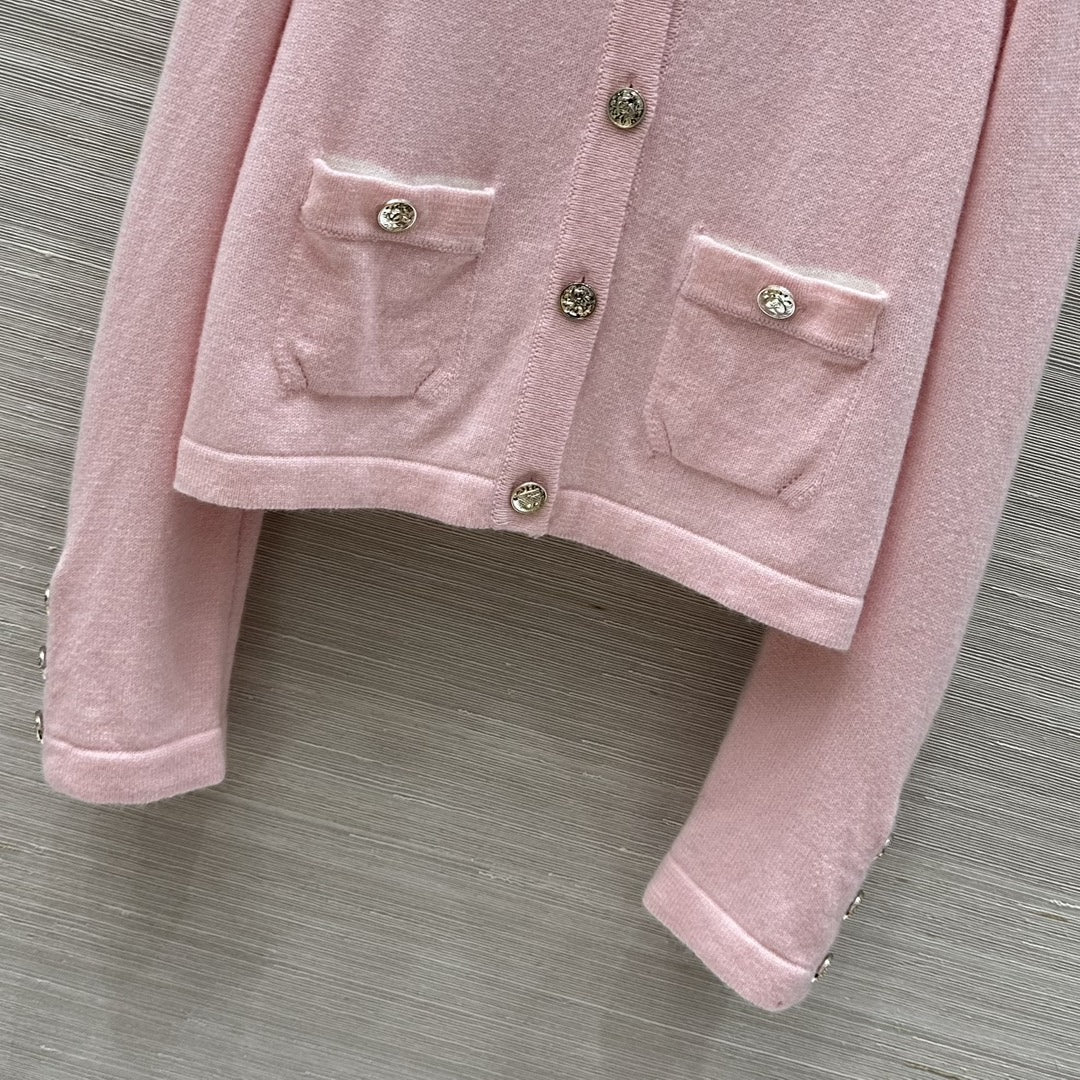 25 new knitted lapel cardigan