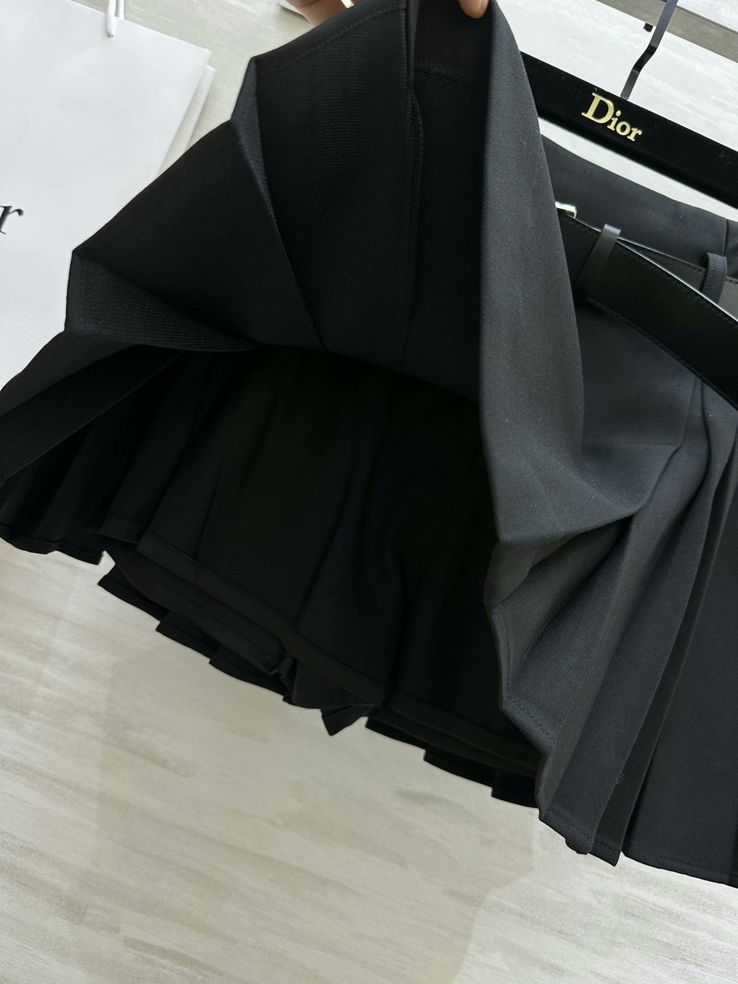 25 pleated skirt