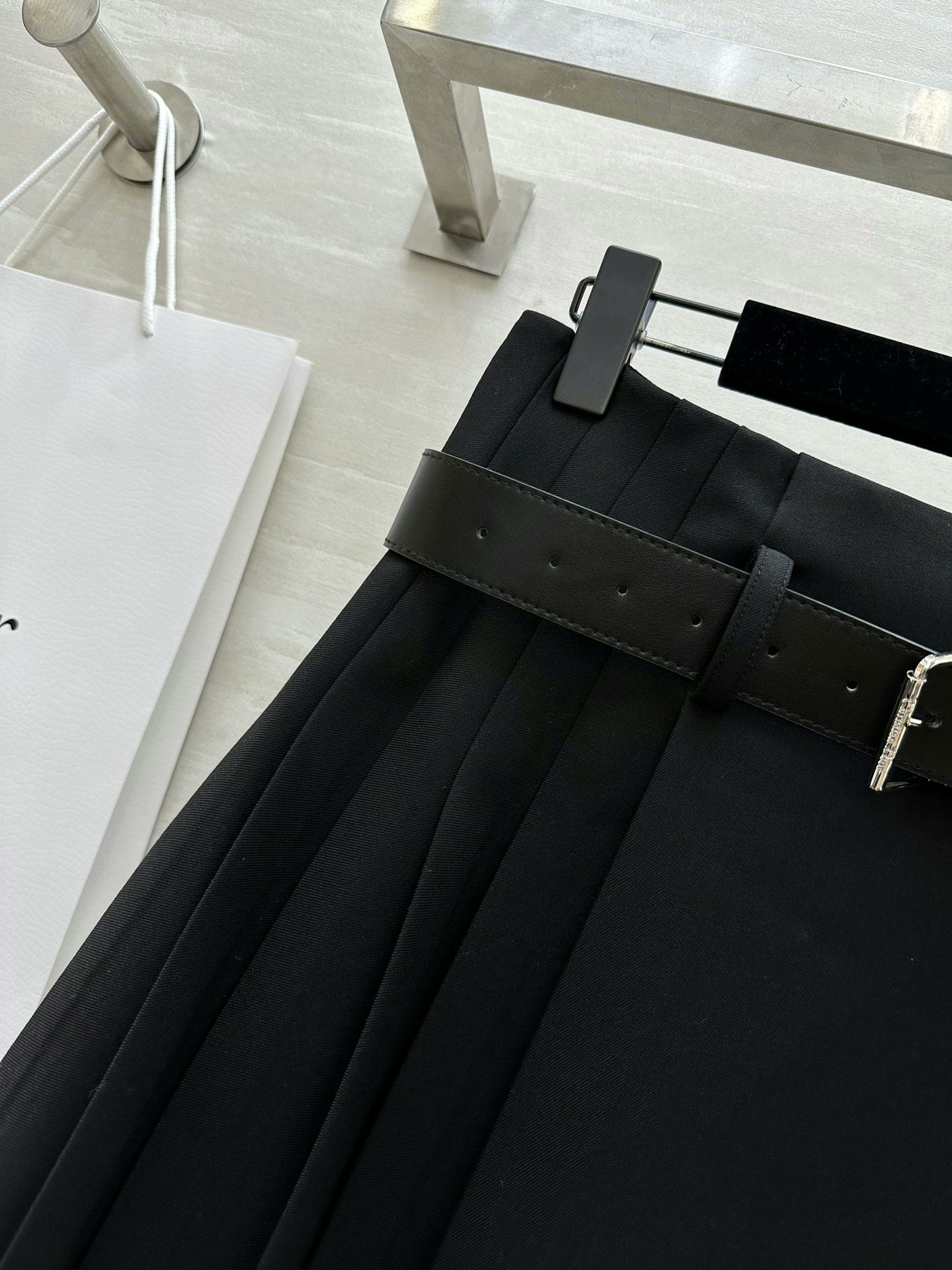 25 pleated skirt