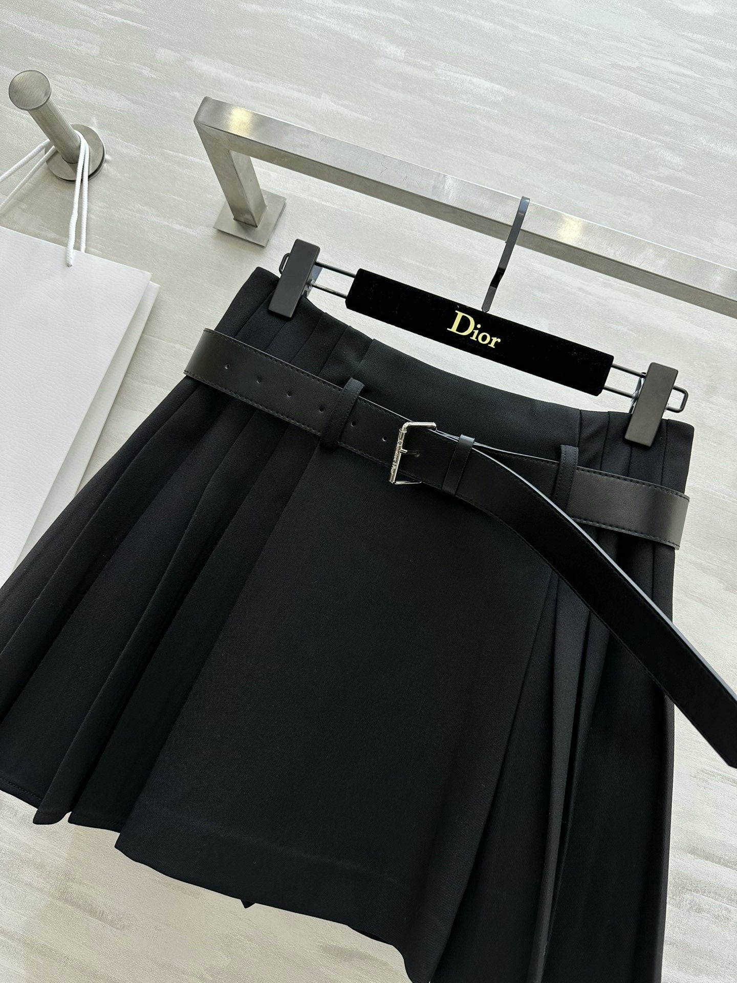 25 pleated skirt