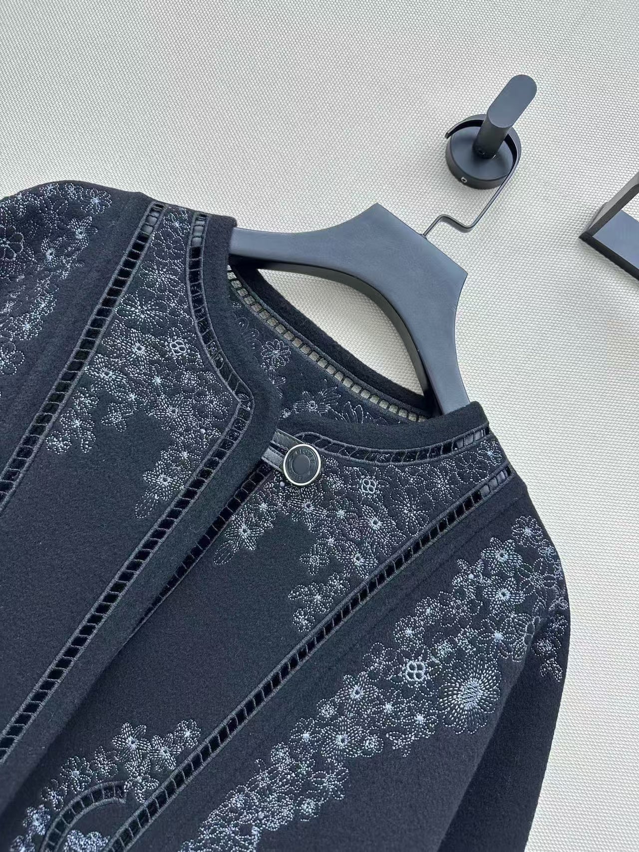 25 Cashmere cardigan jacket(BEIGI/BLACK)