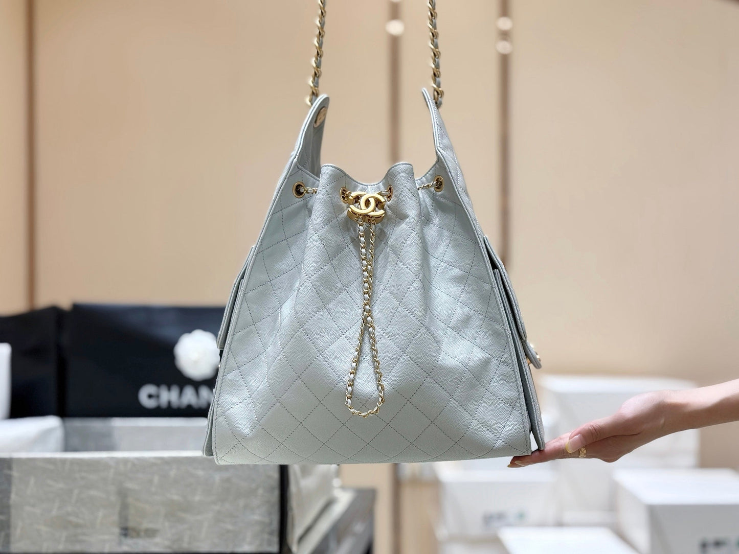 Drawstring bucket bag (light blue)