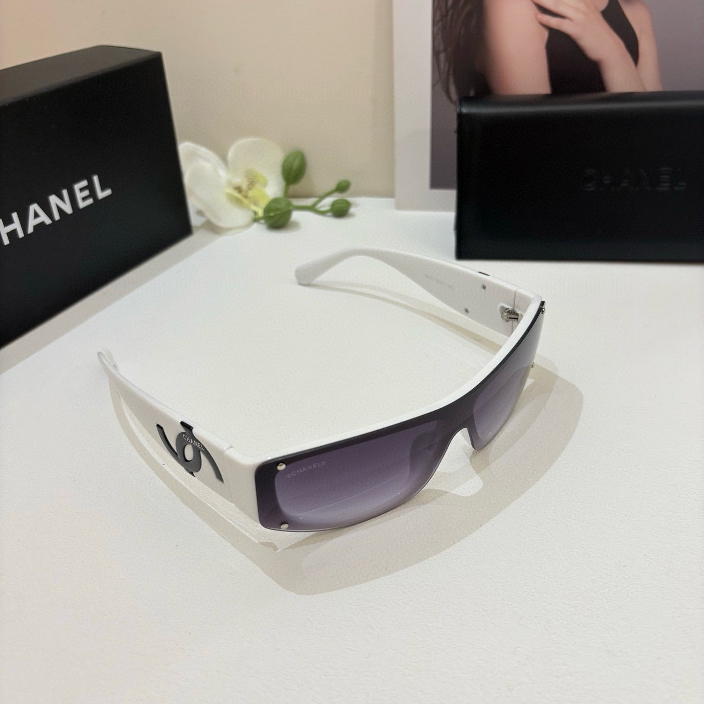 C 25 new Fashion sunglasses
