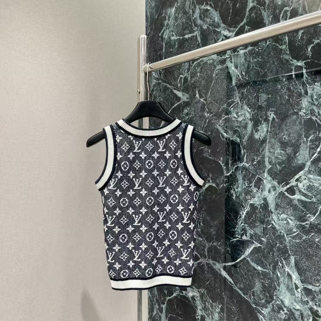 25 Early Autumn New Arrival Jacquard Chain Knitted Vest