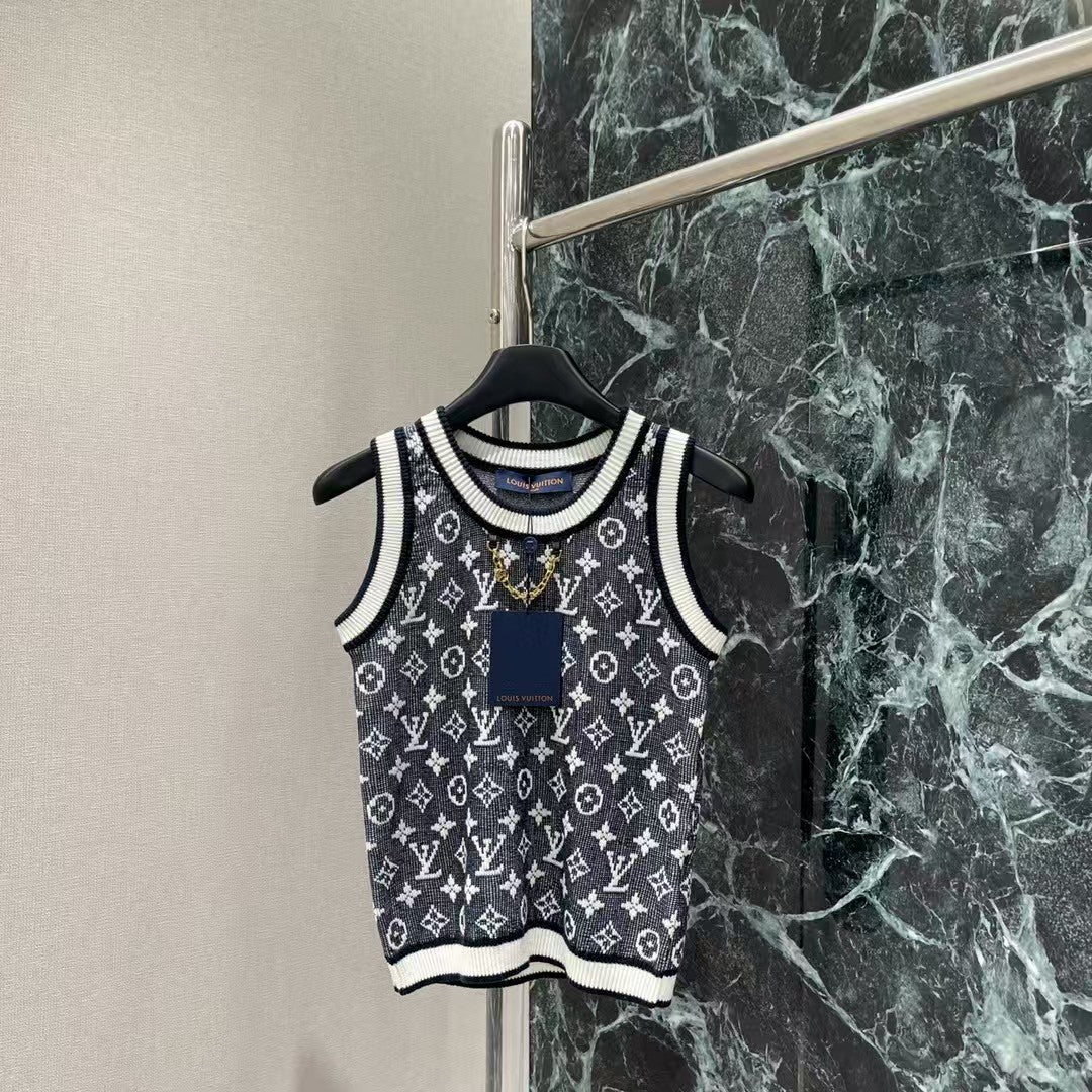 25 Early Autumn New Arrival Jacquard Chain Knitted Vest