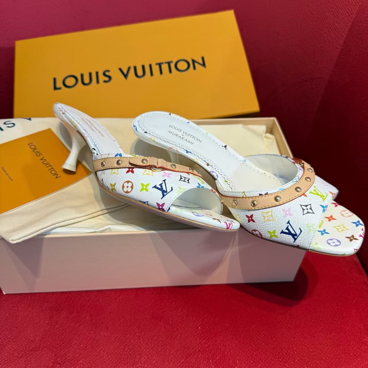 White Three-color Shoes