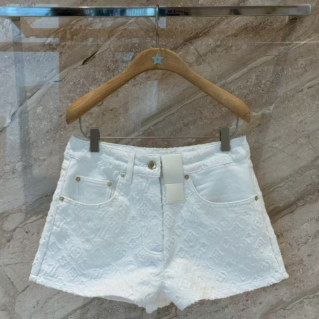 25 Embroidered Denim Shorts