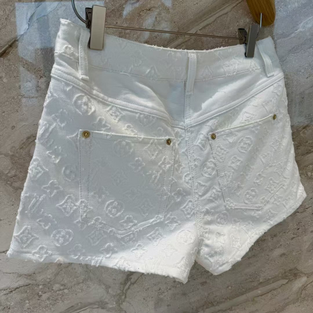 25 Embroidered Denim Shorts