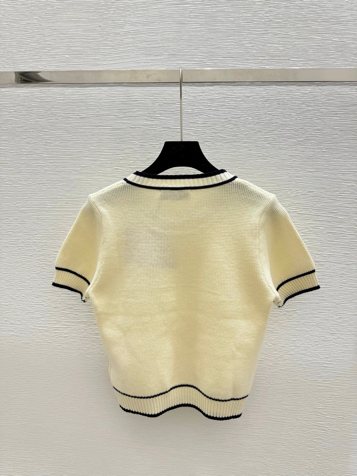 25 short-sleeved tops