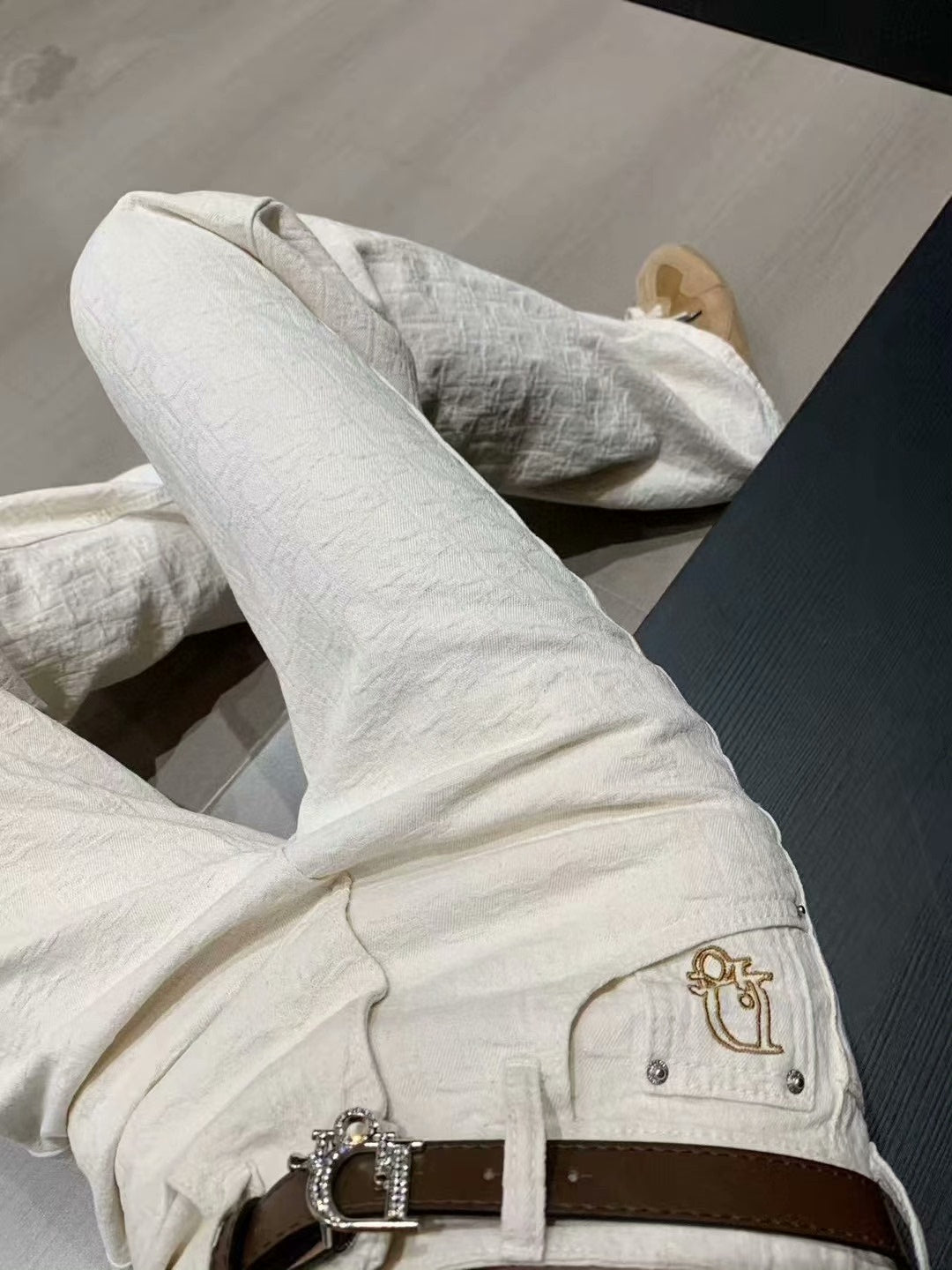 25 straight jeans