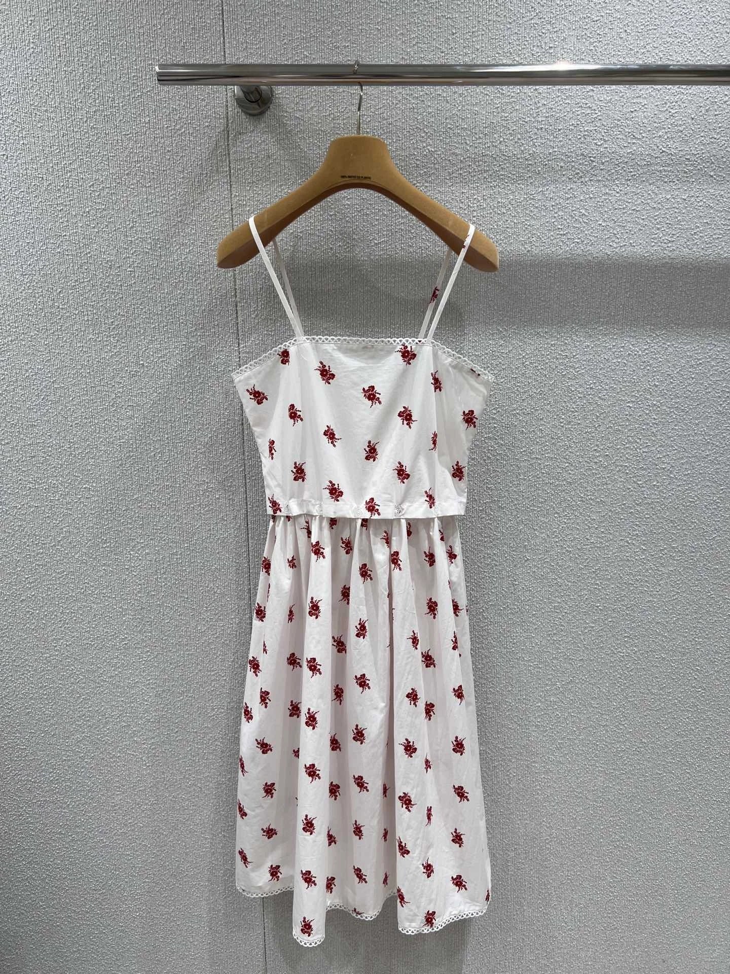 25 spring and summer deconstructed suspender skirt