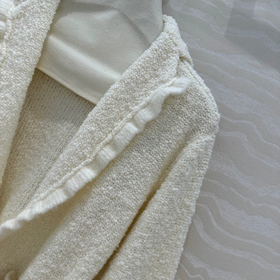 25 cashmere yarn sweater