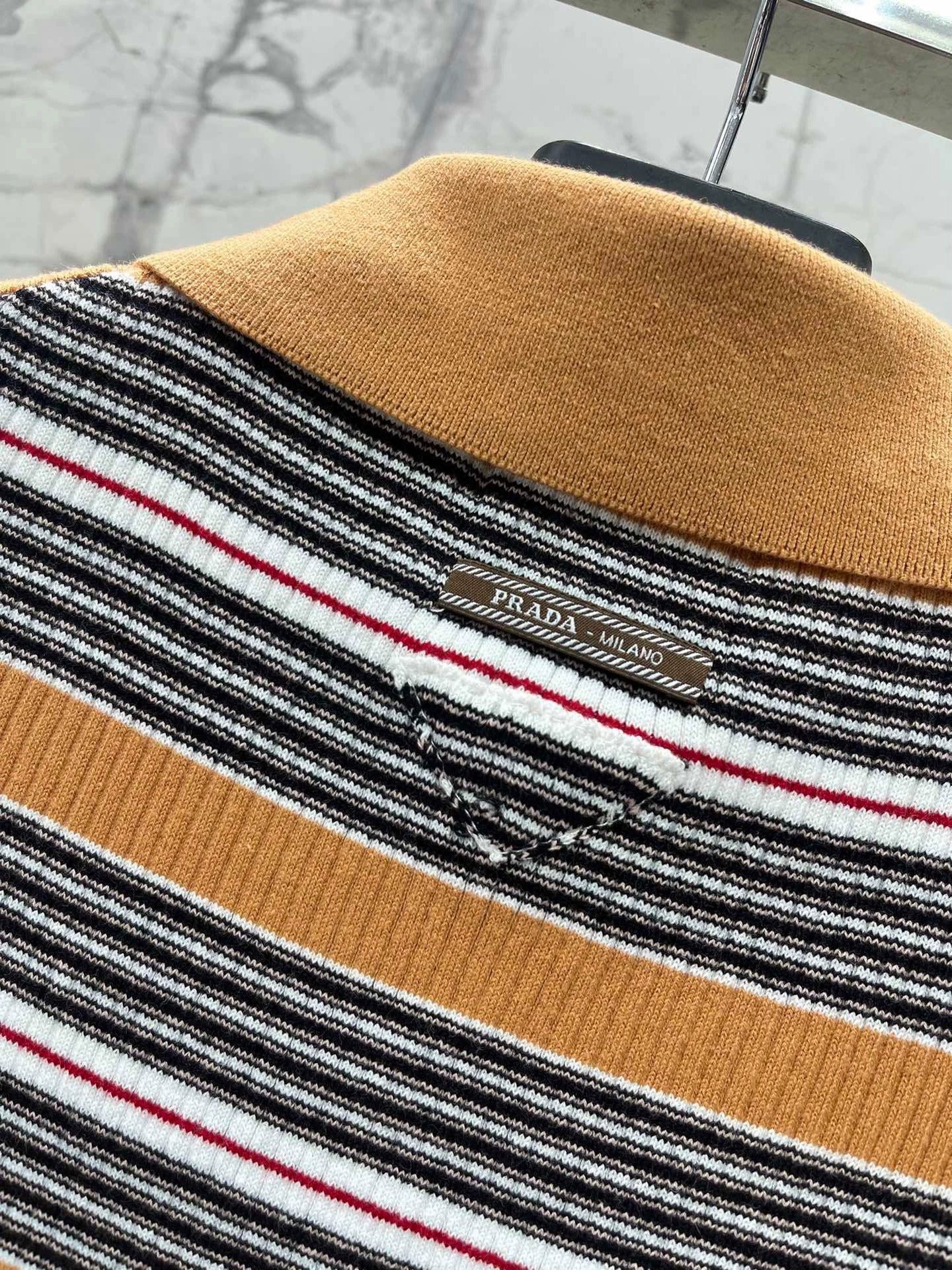 25 knitted short sleeves
