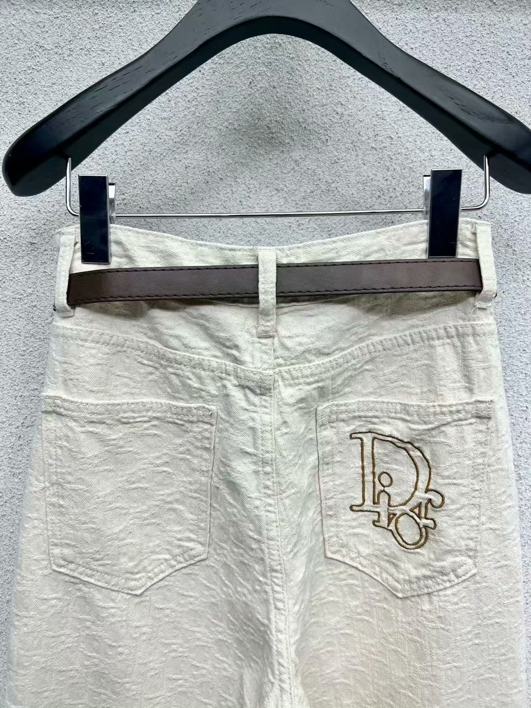25 straight jeans