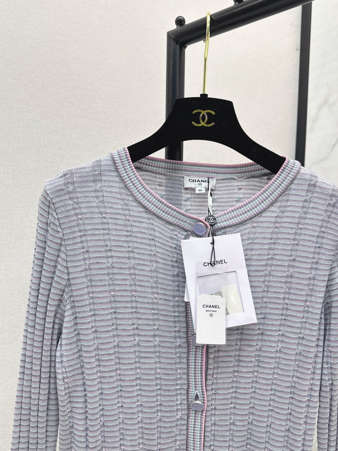 25 Flow knit cardigan