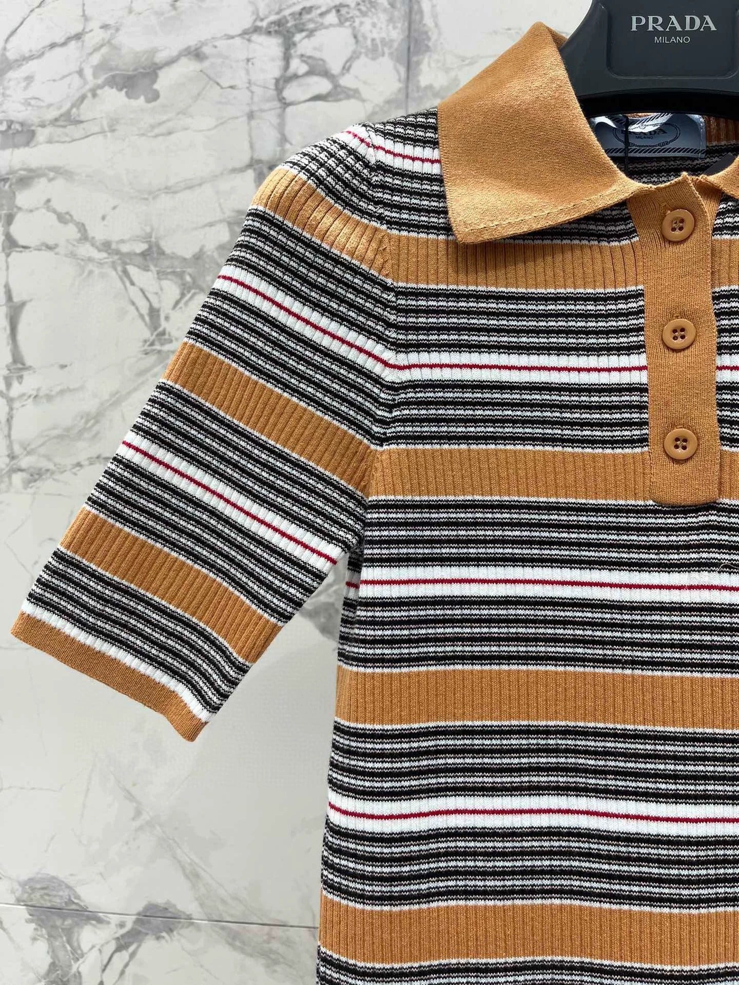 25 knitted short sleeves