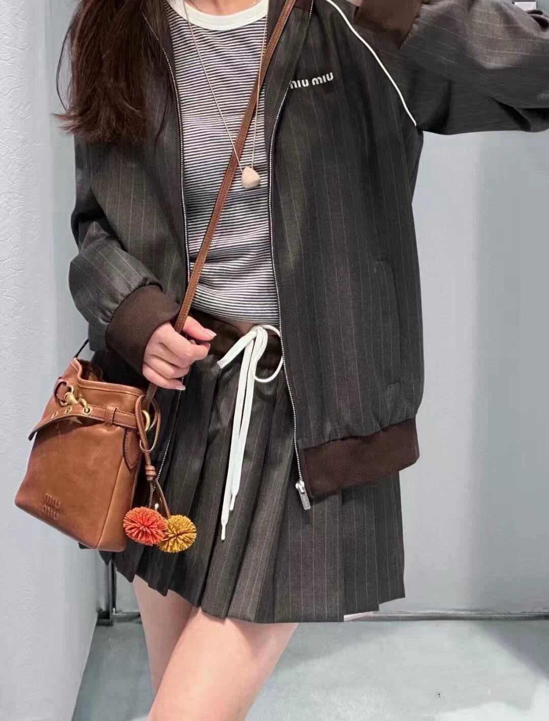 25 college style suit