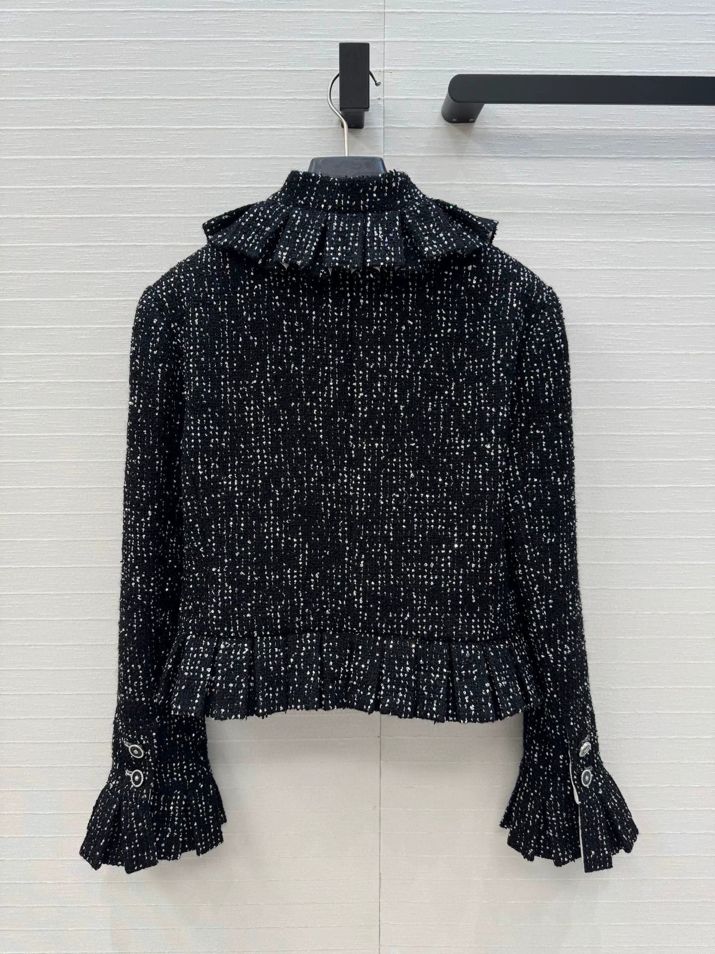 25 black soft flower suit