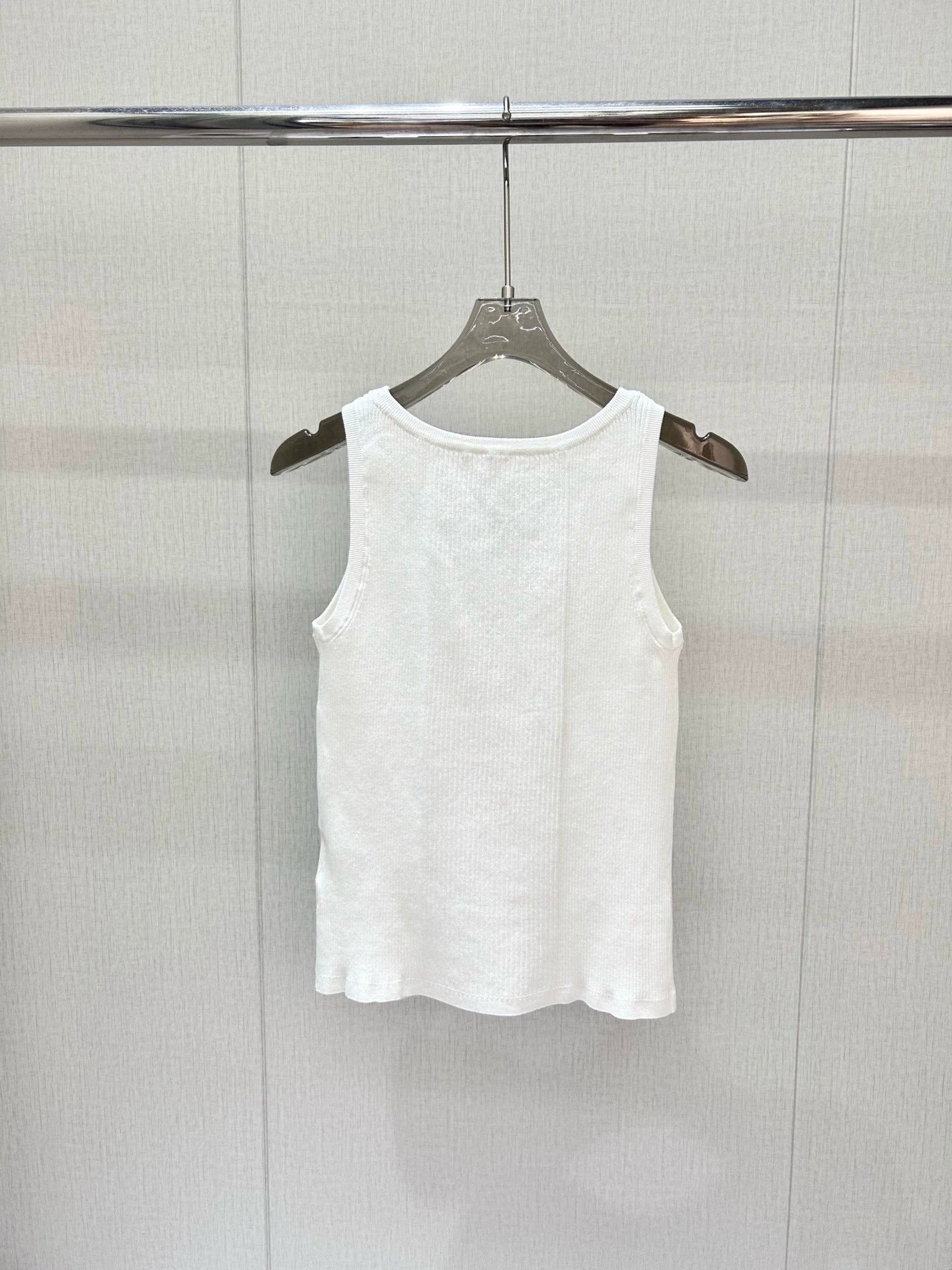 25 knitted vest