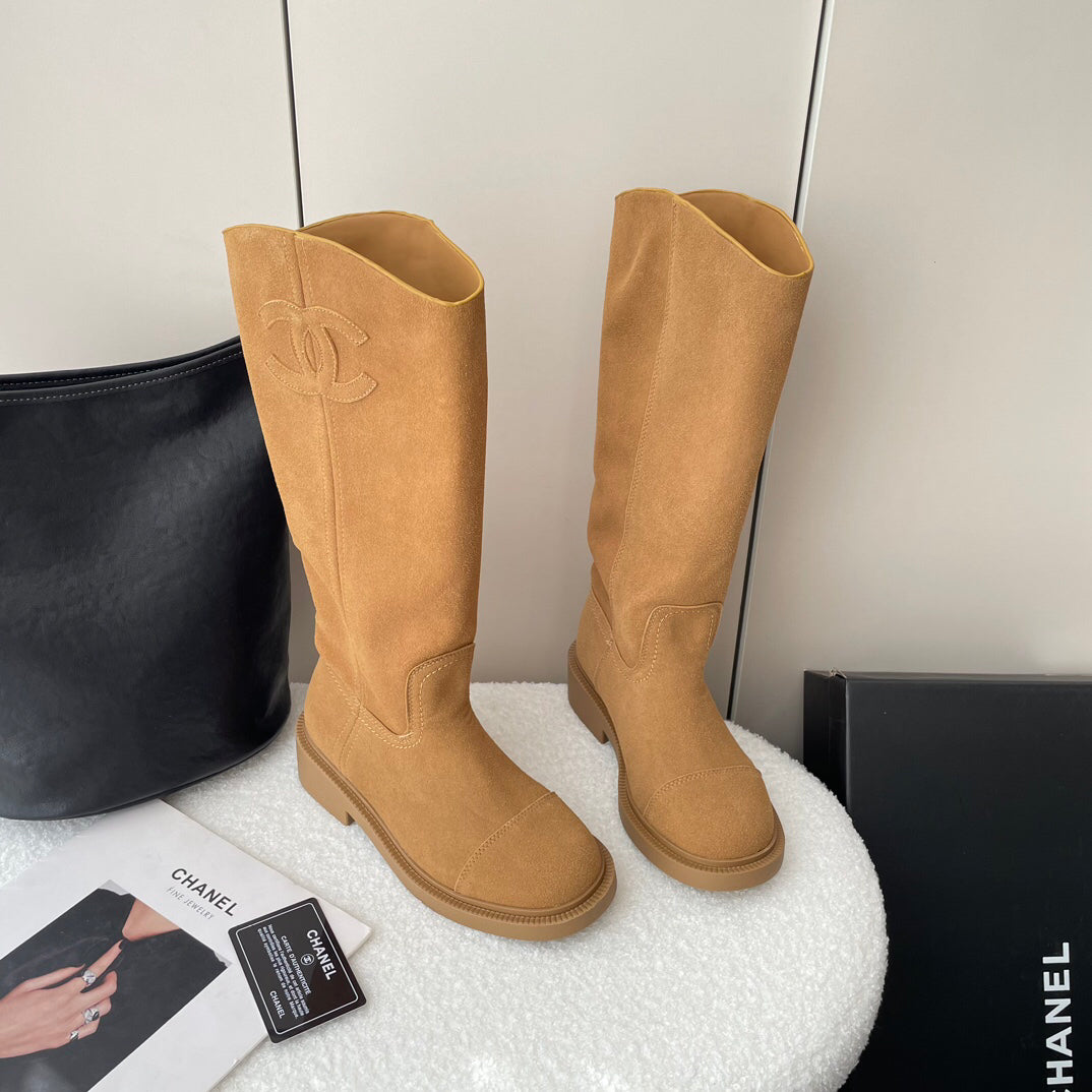 C 25 Cowhide boots