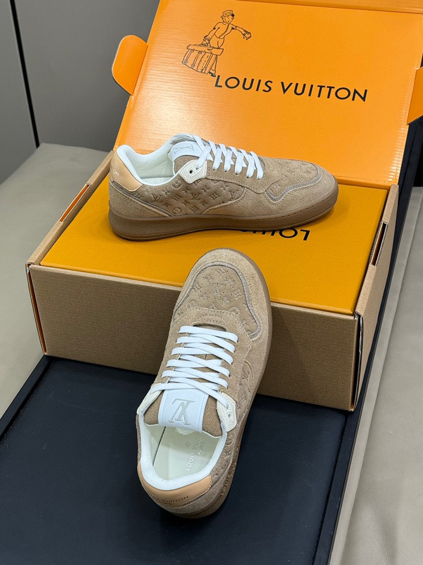 25 STADIUM sneakers