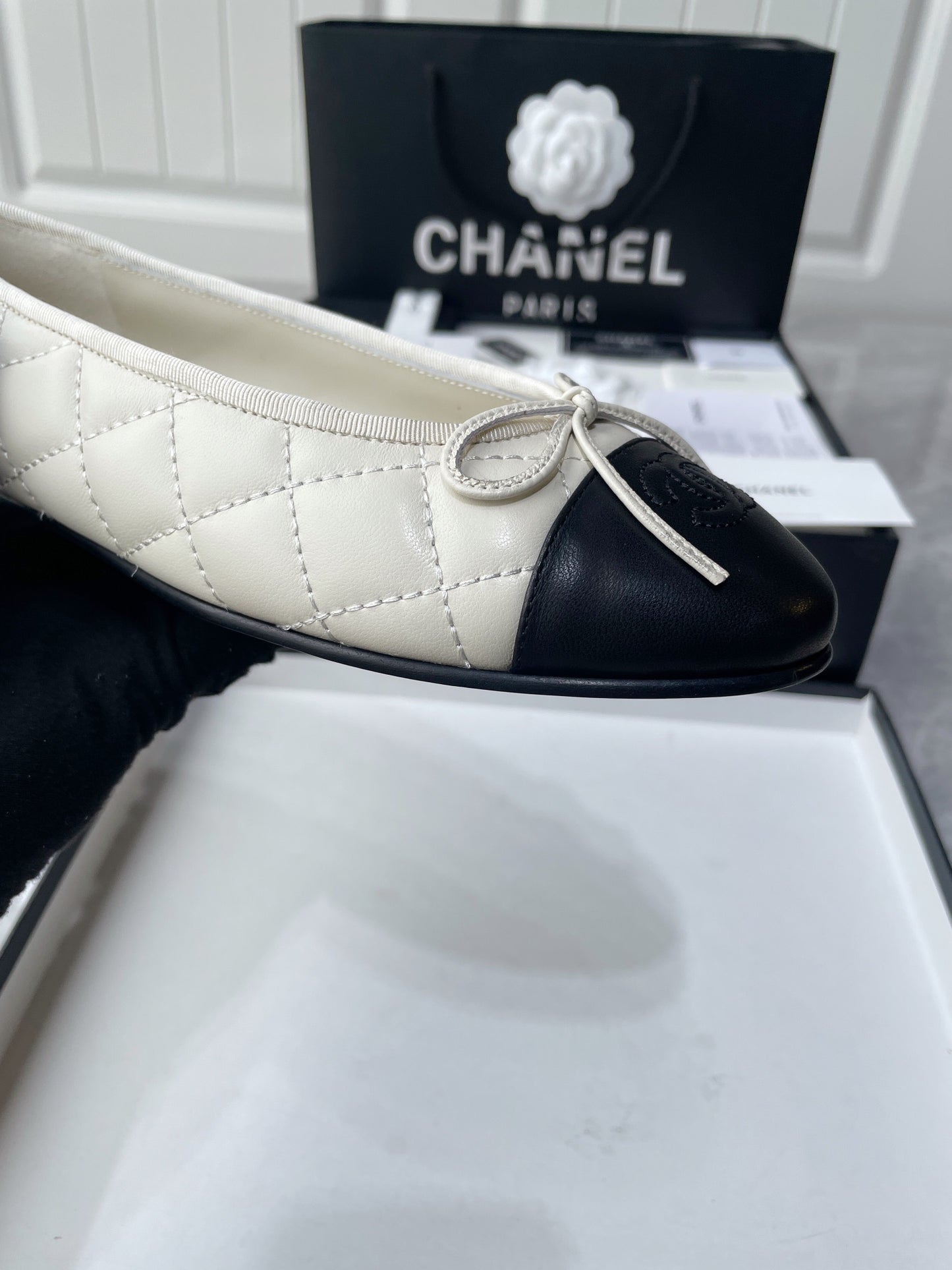 C 25 Ballet Flats