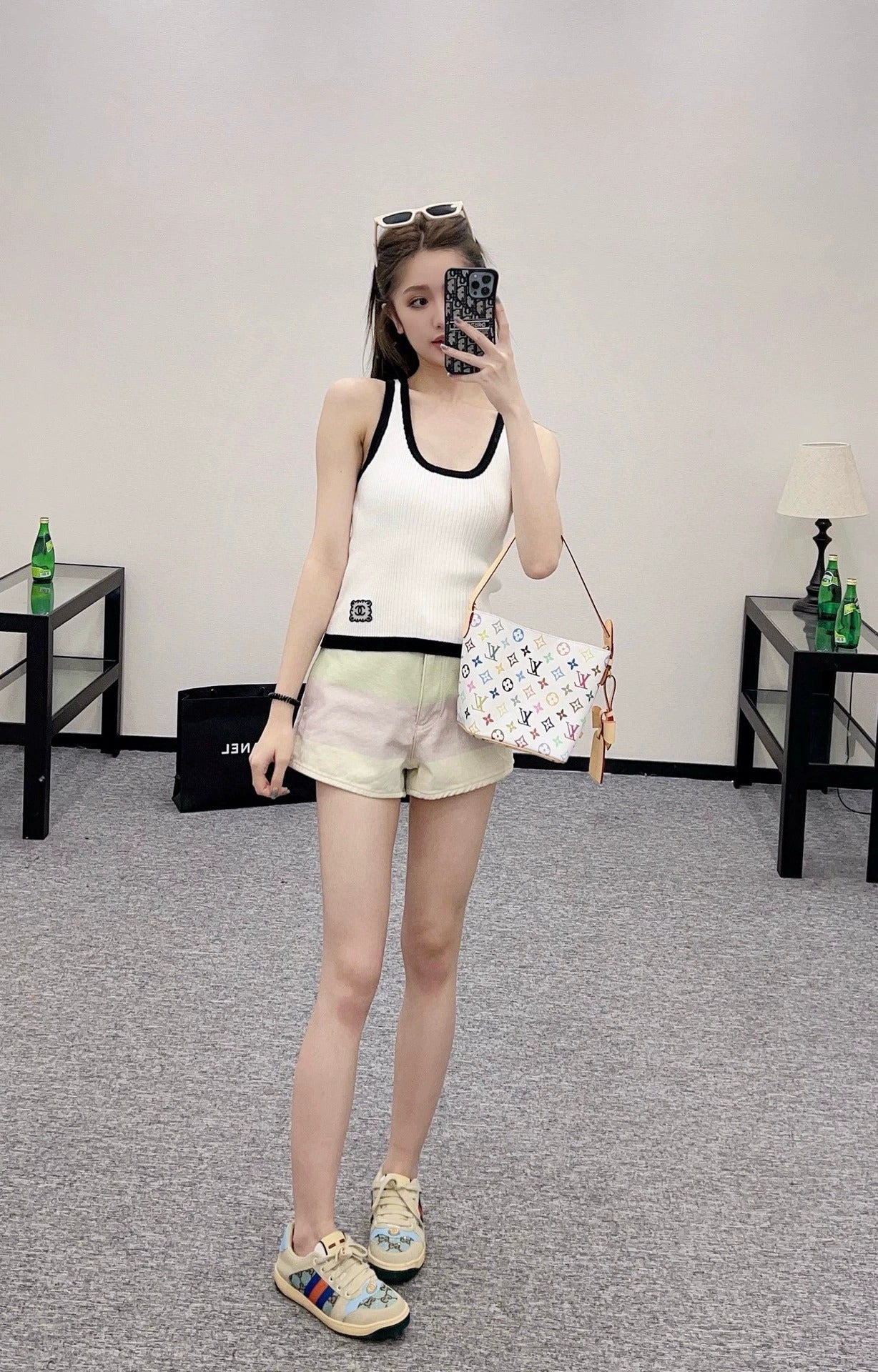 25 stripes suspenders