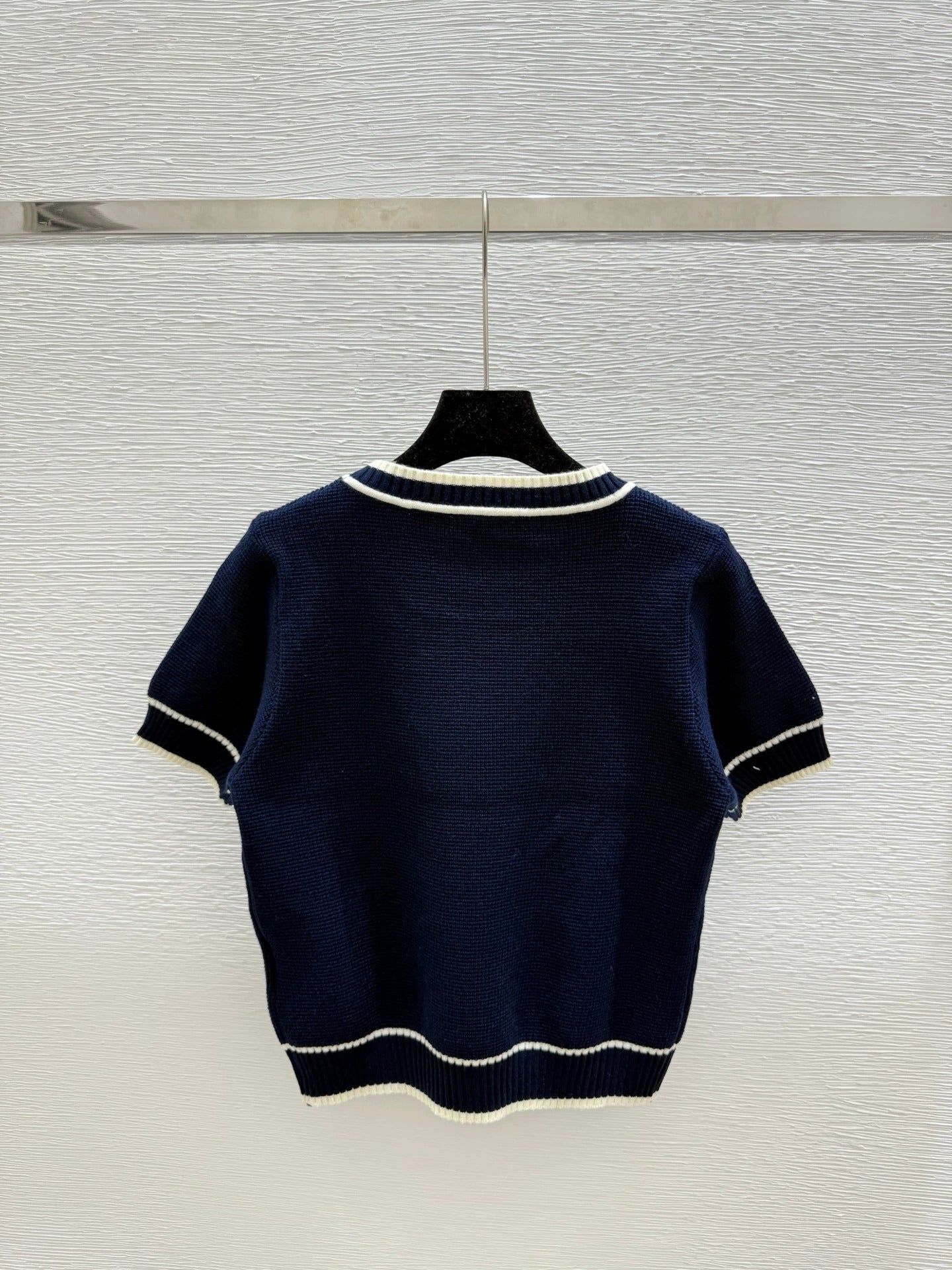 25 short-sleeved tops