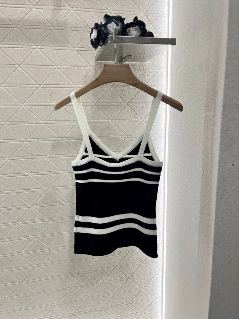 25 stripes suspenders