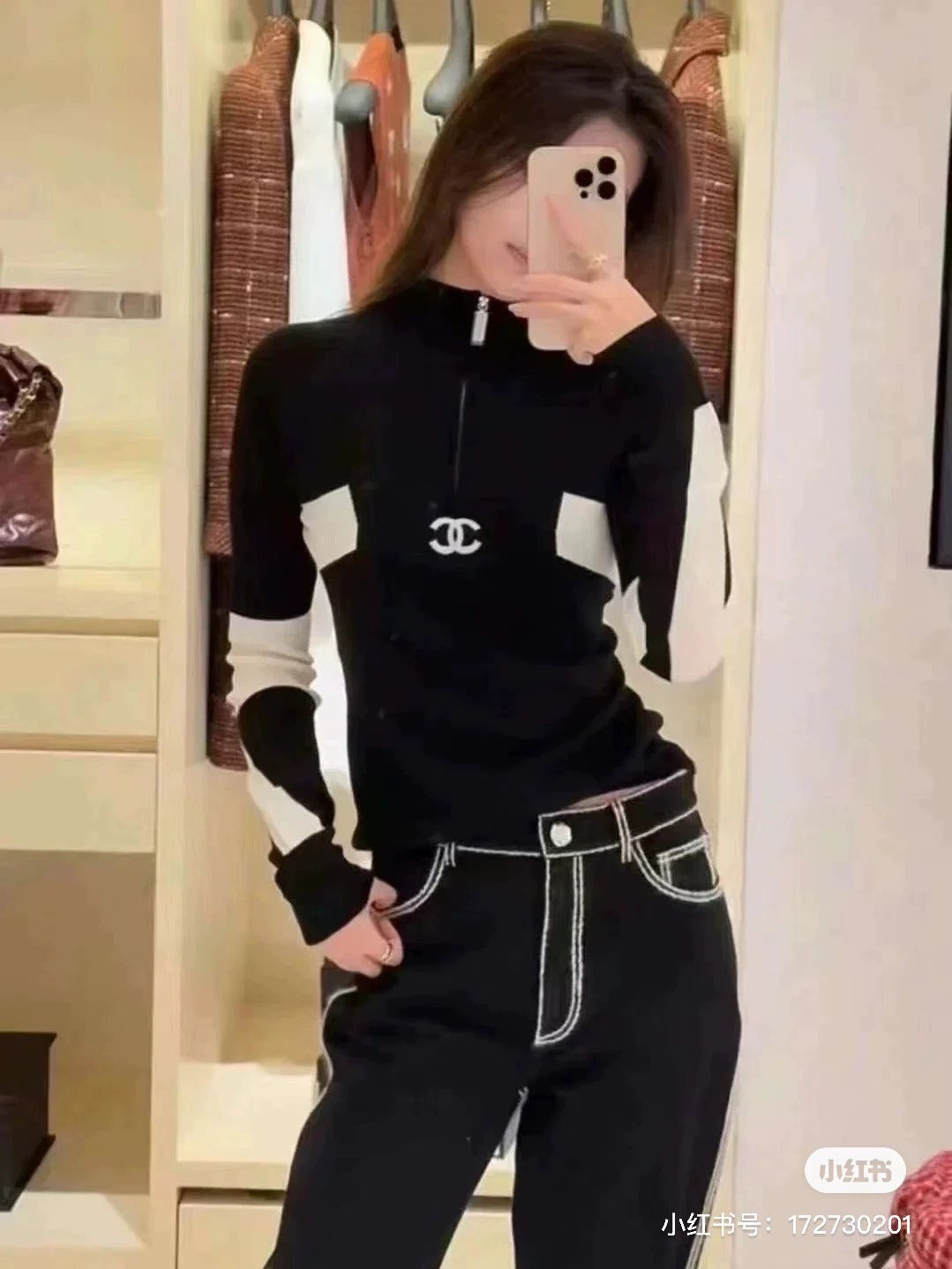 25 black and white cashmere knit