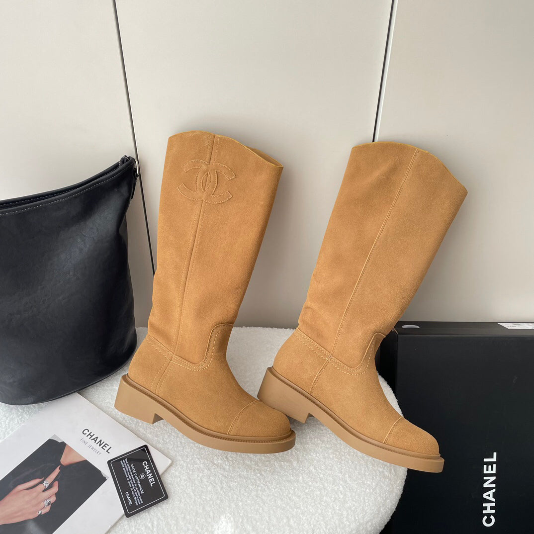 C 25 Cowhide boots