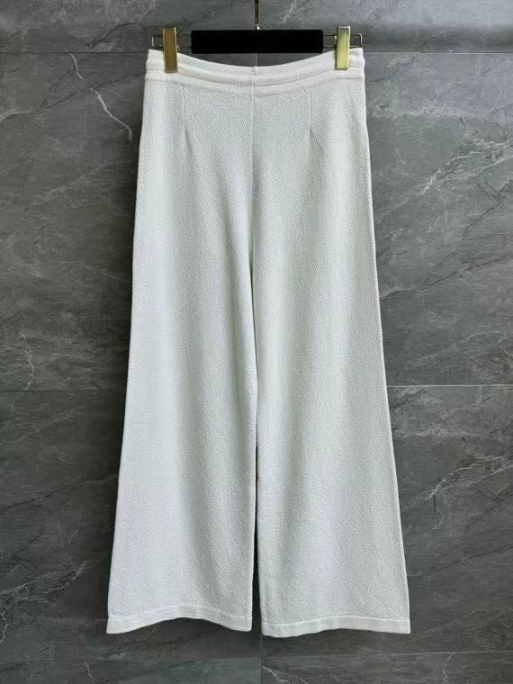 25 pairs of C wide-leg pants