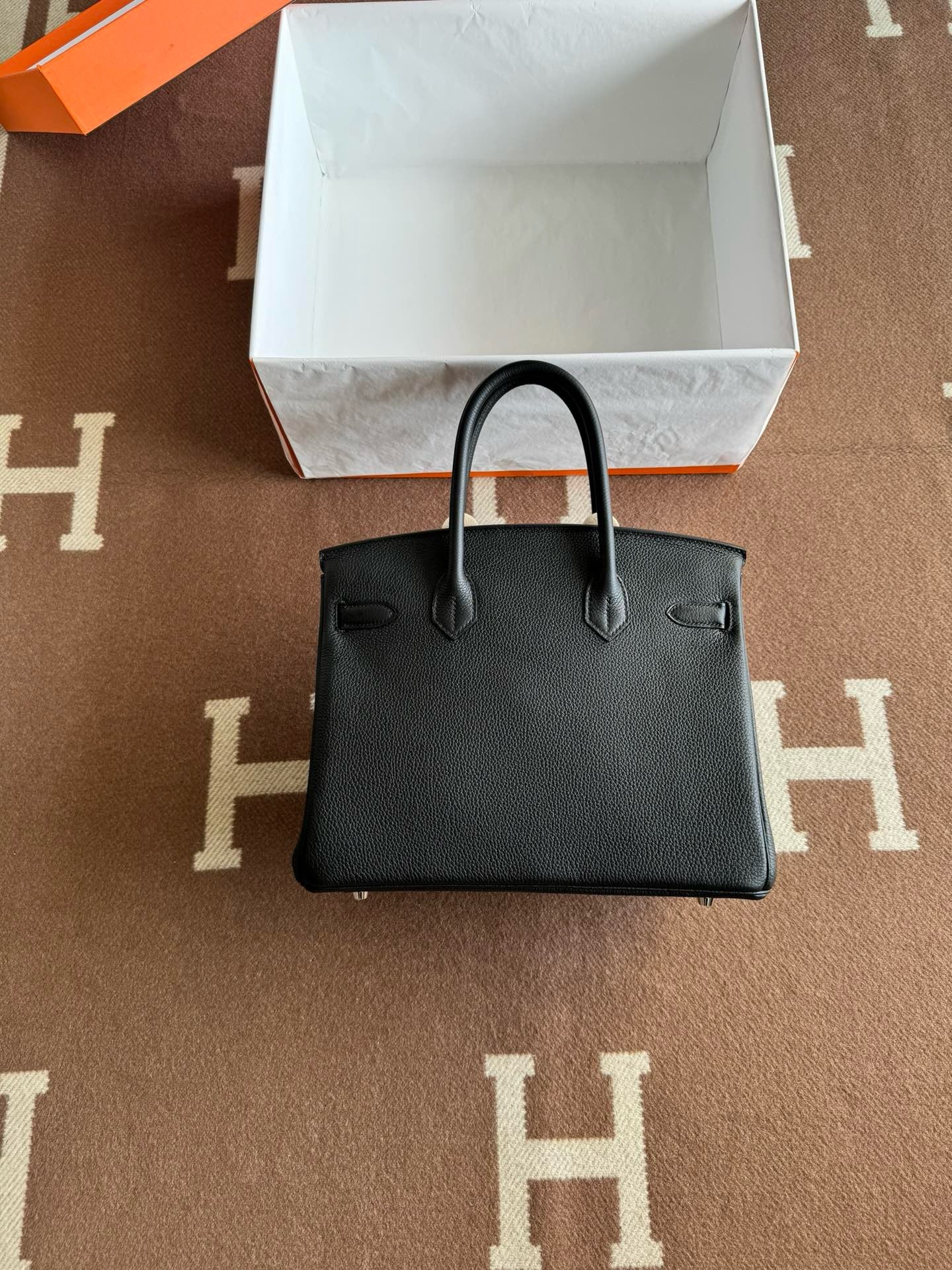 H togo handmade