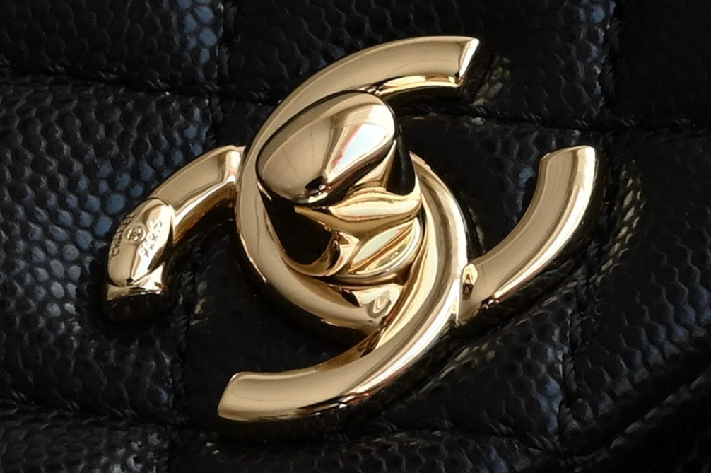Ch handle bag