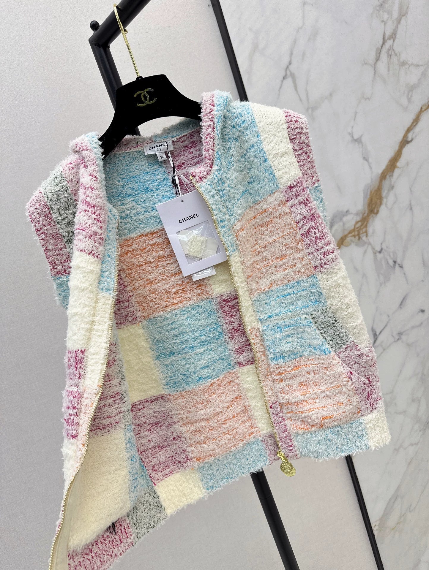 2025 new product Hooded knitted vest