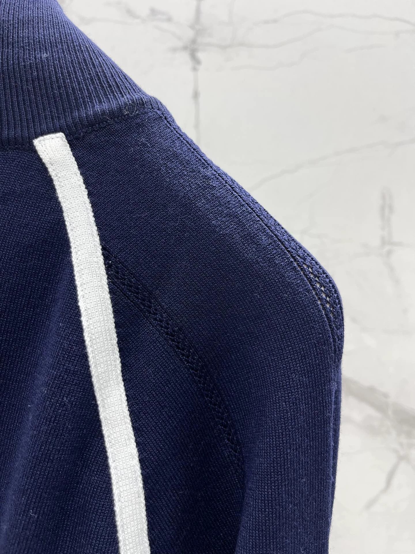 25 Early Autumn New Knitted Long Sleeve Zipper Jacket