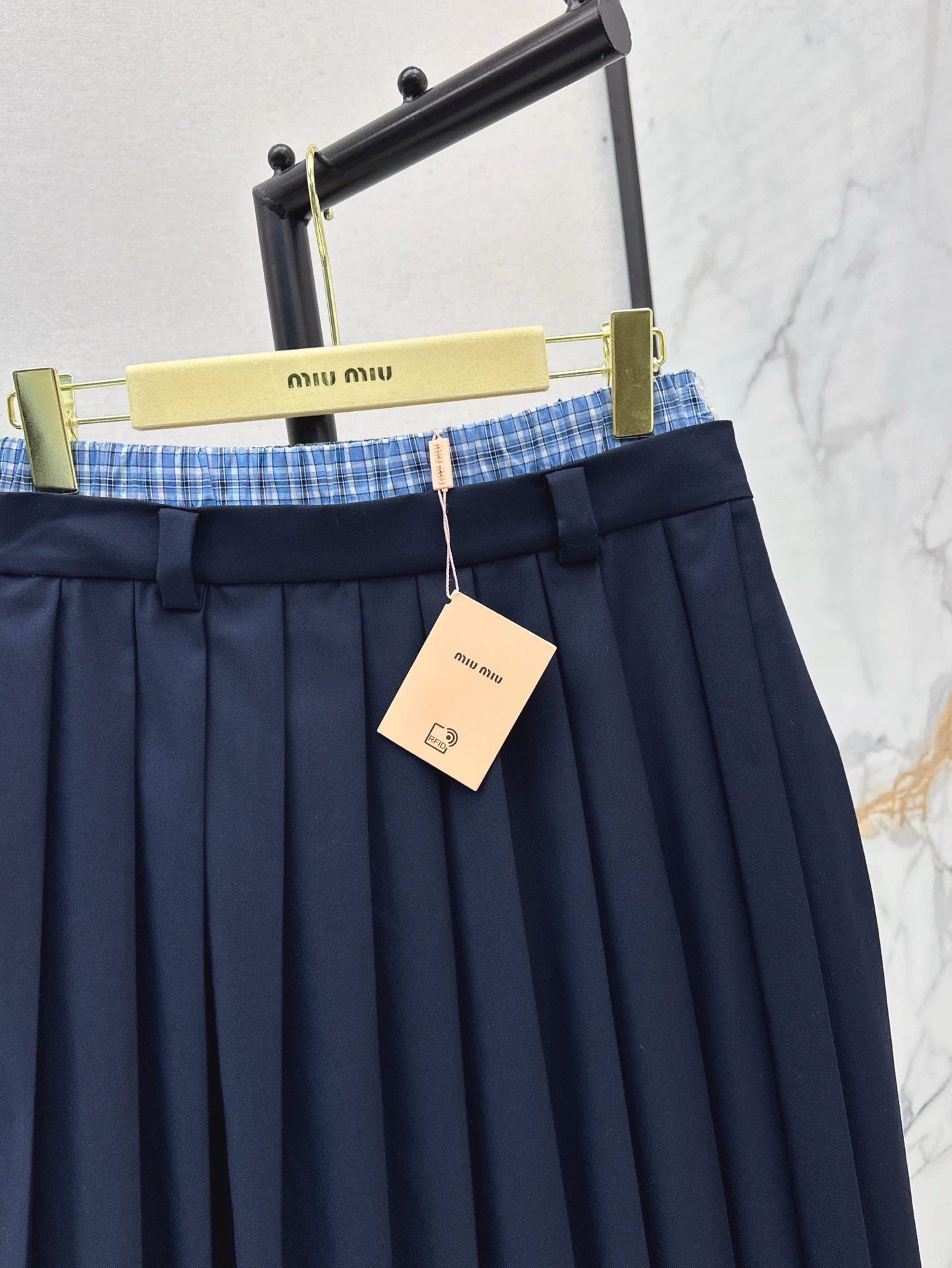 25SS pleated skirt
