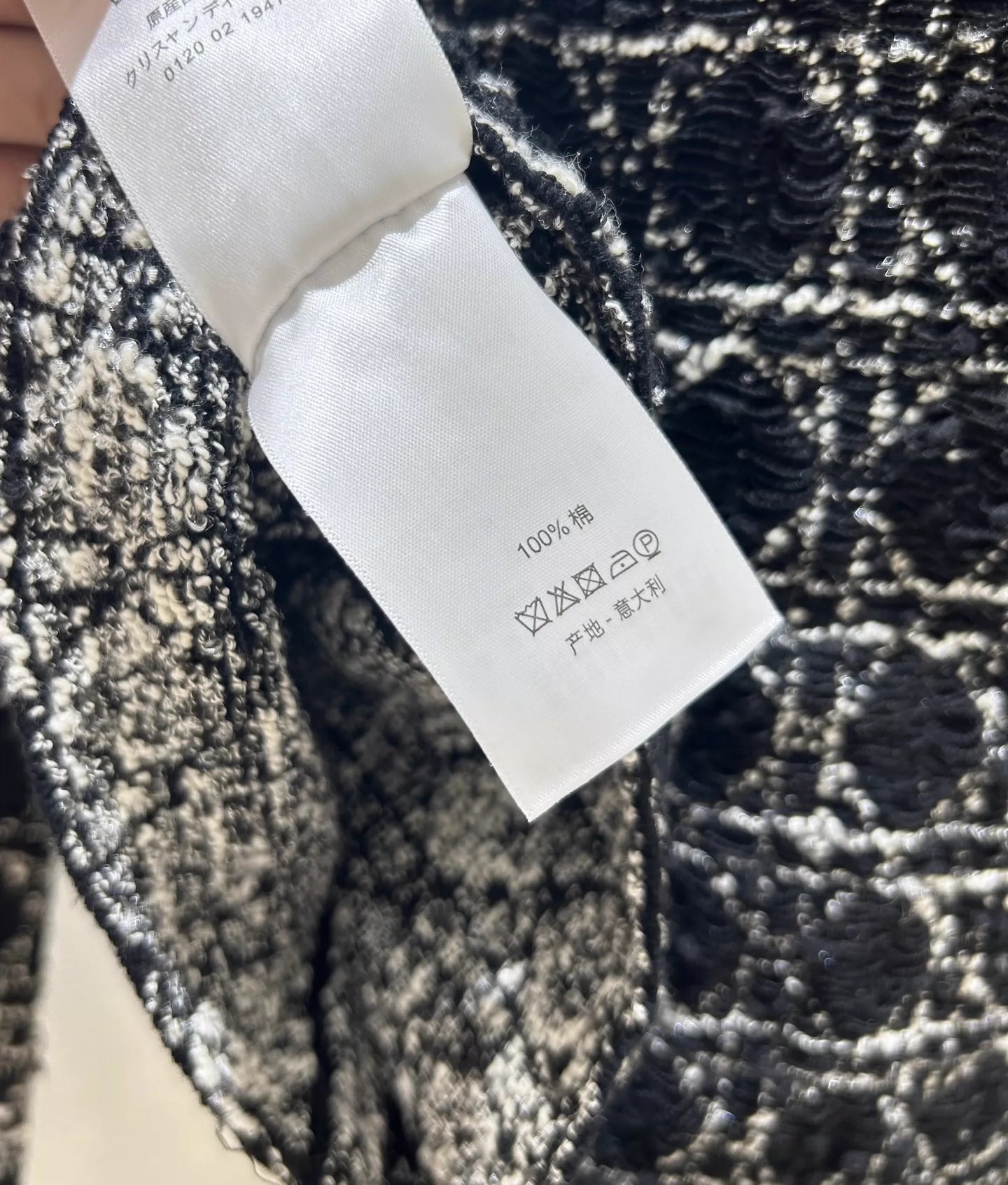 D 25 Lapel knitted cardigan