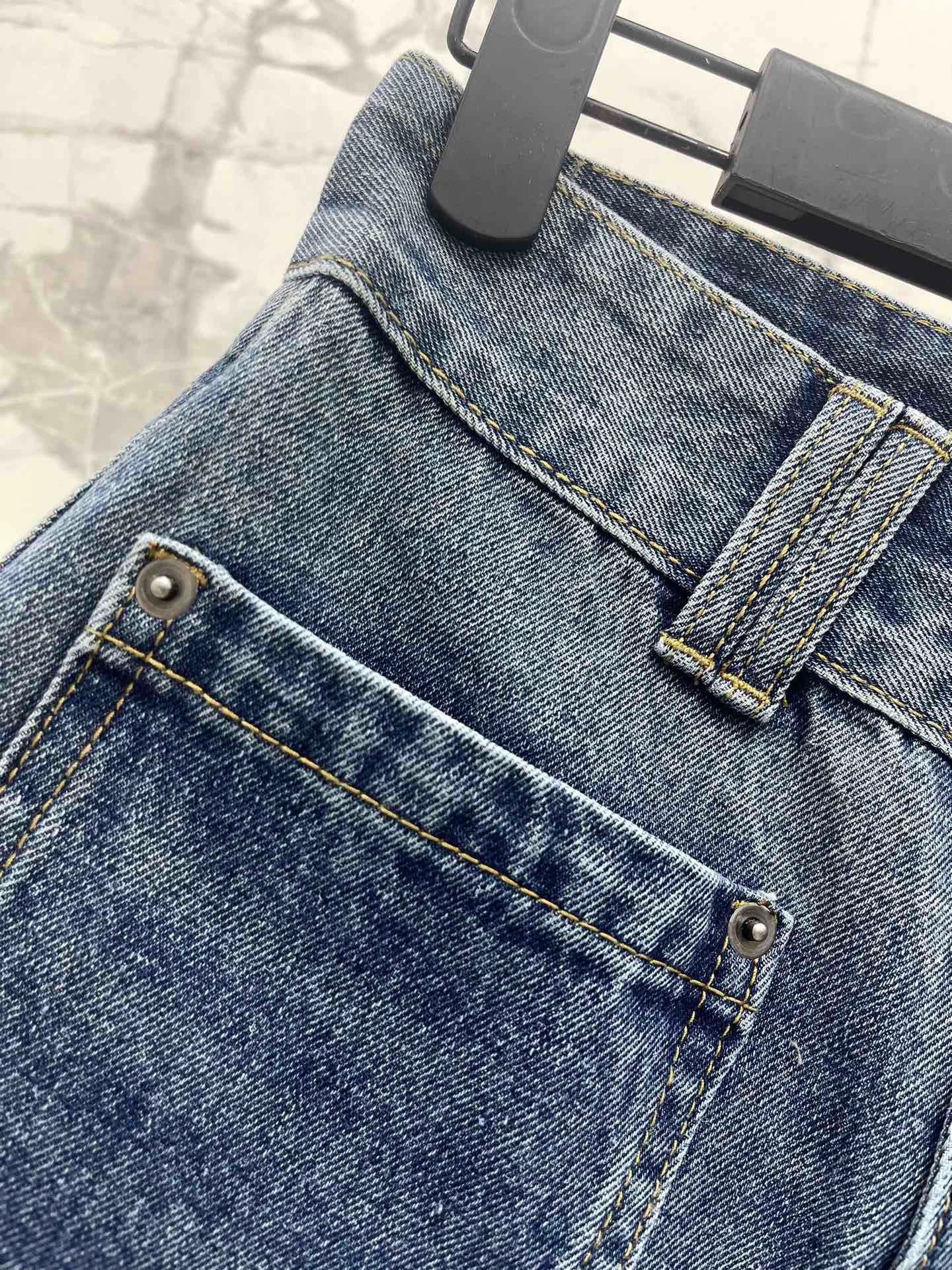 25 new old flower curled denim shorts
