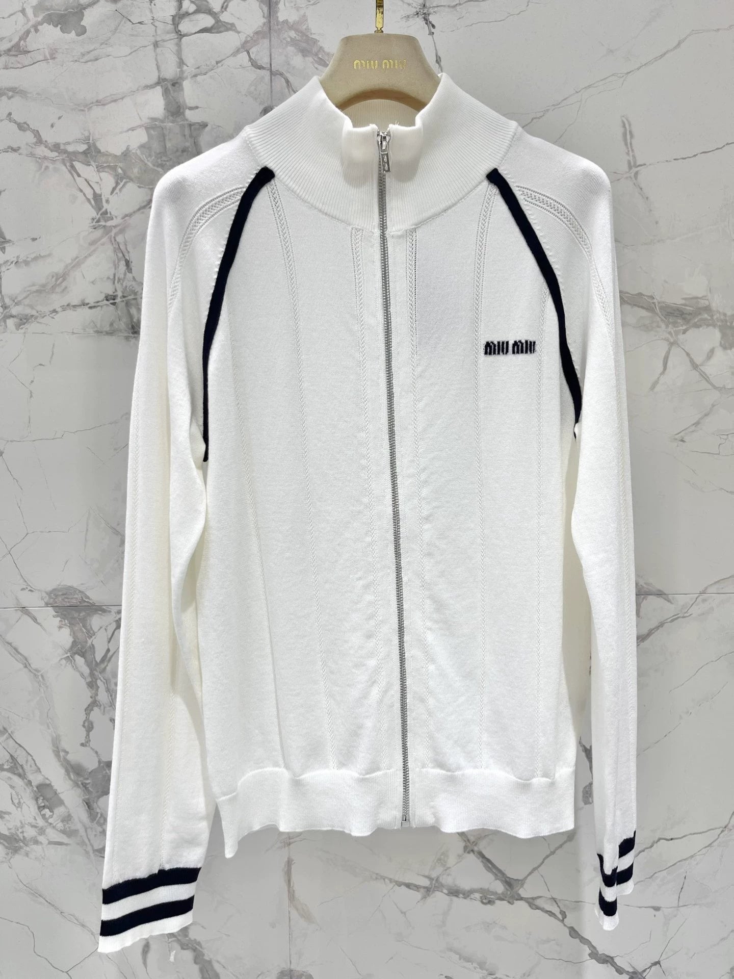 25 Early Autumn New Knitted Long Sleeve Zipper Jacket