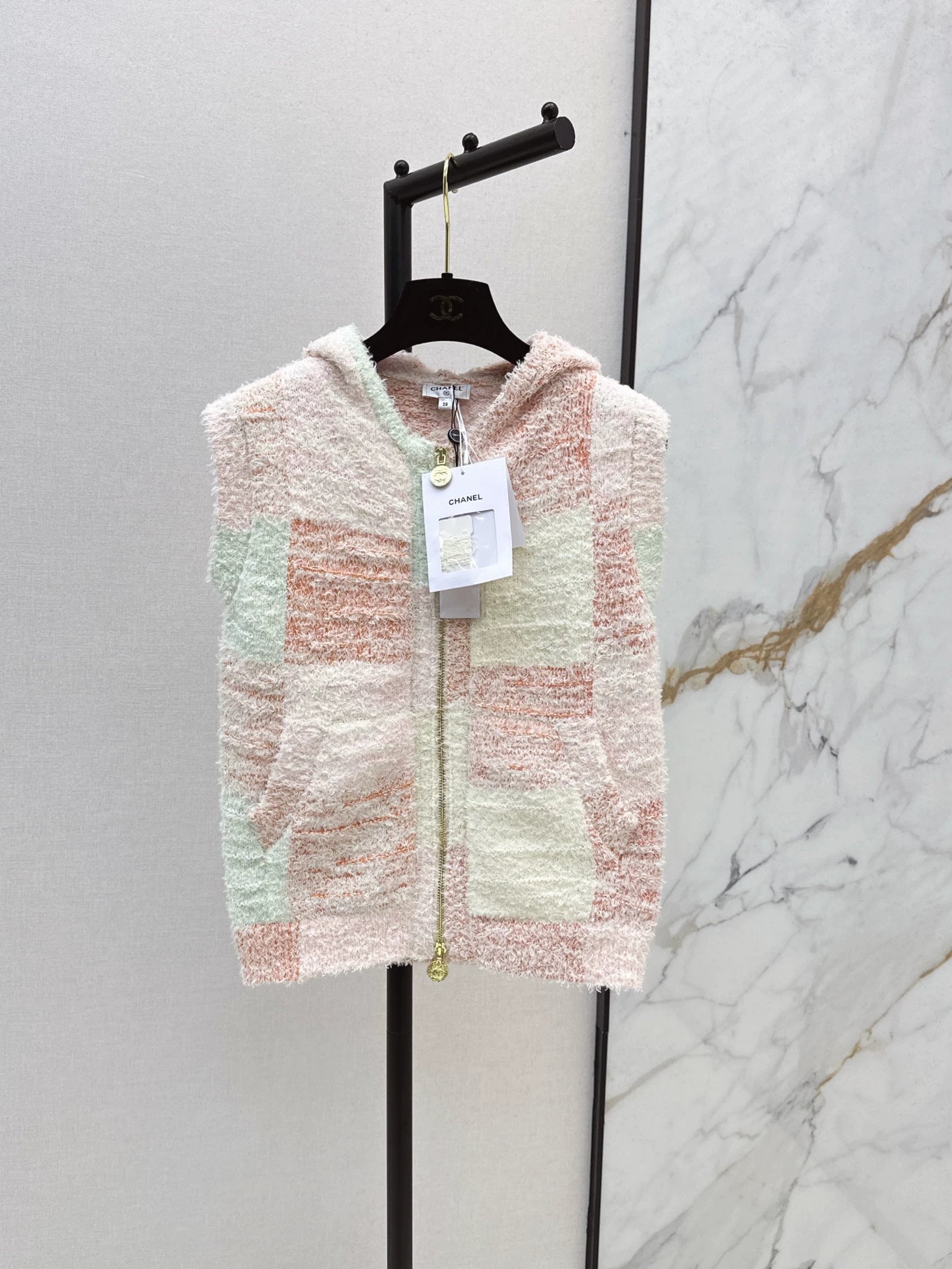 2025 new product Hooded knitted vest