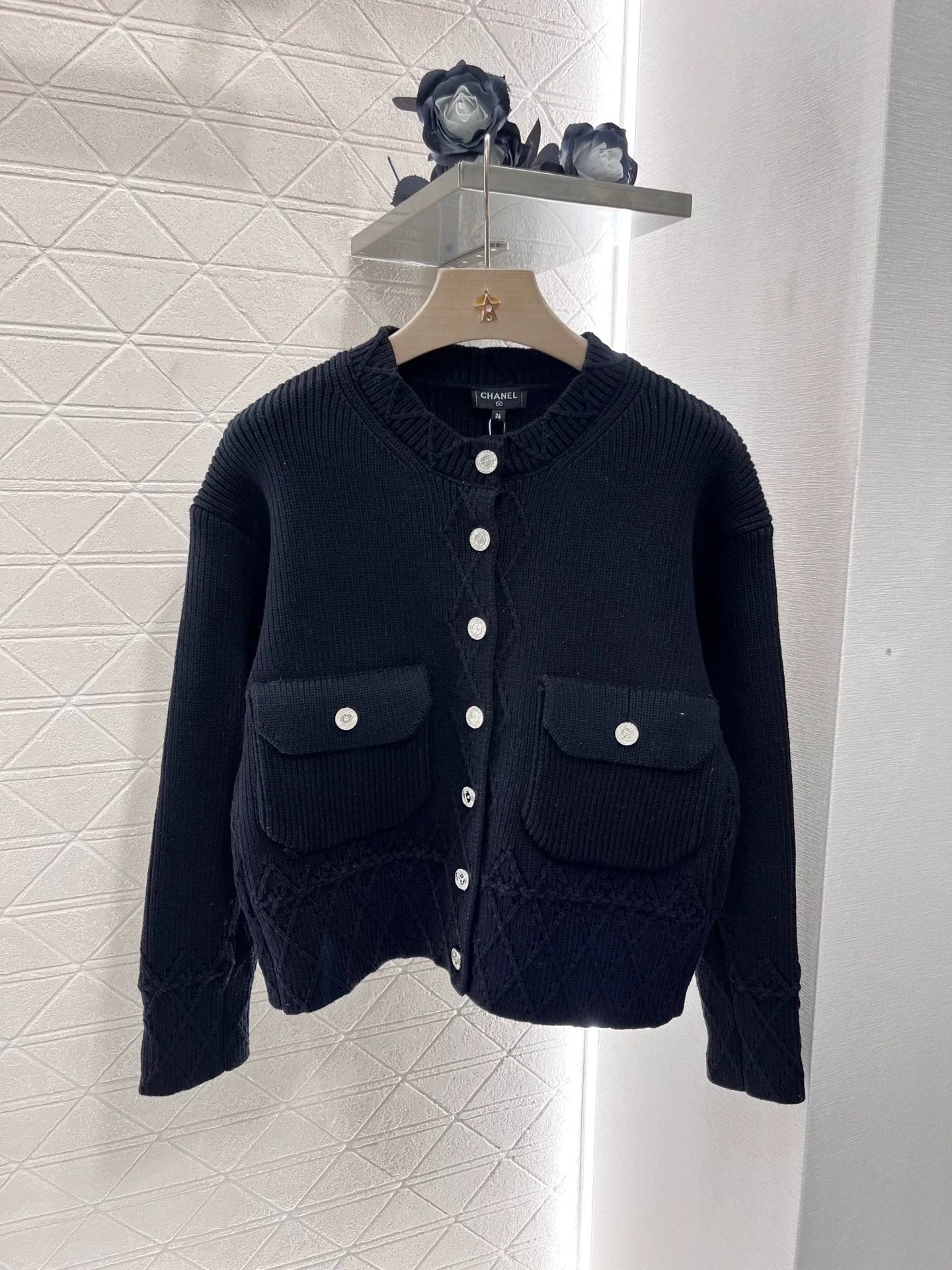 25fw Lingge pocket knitted cardigan
