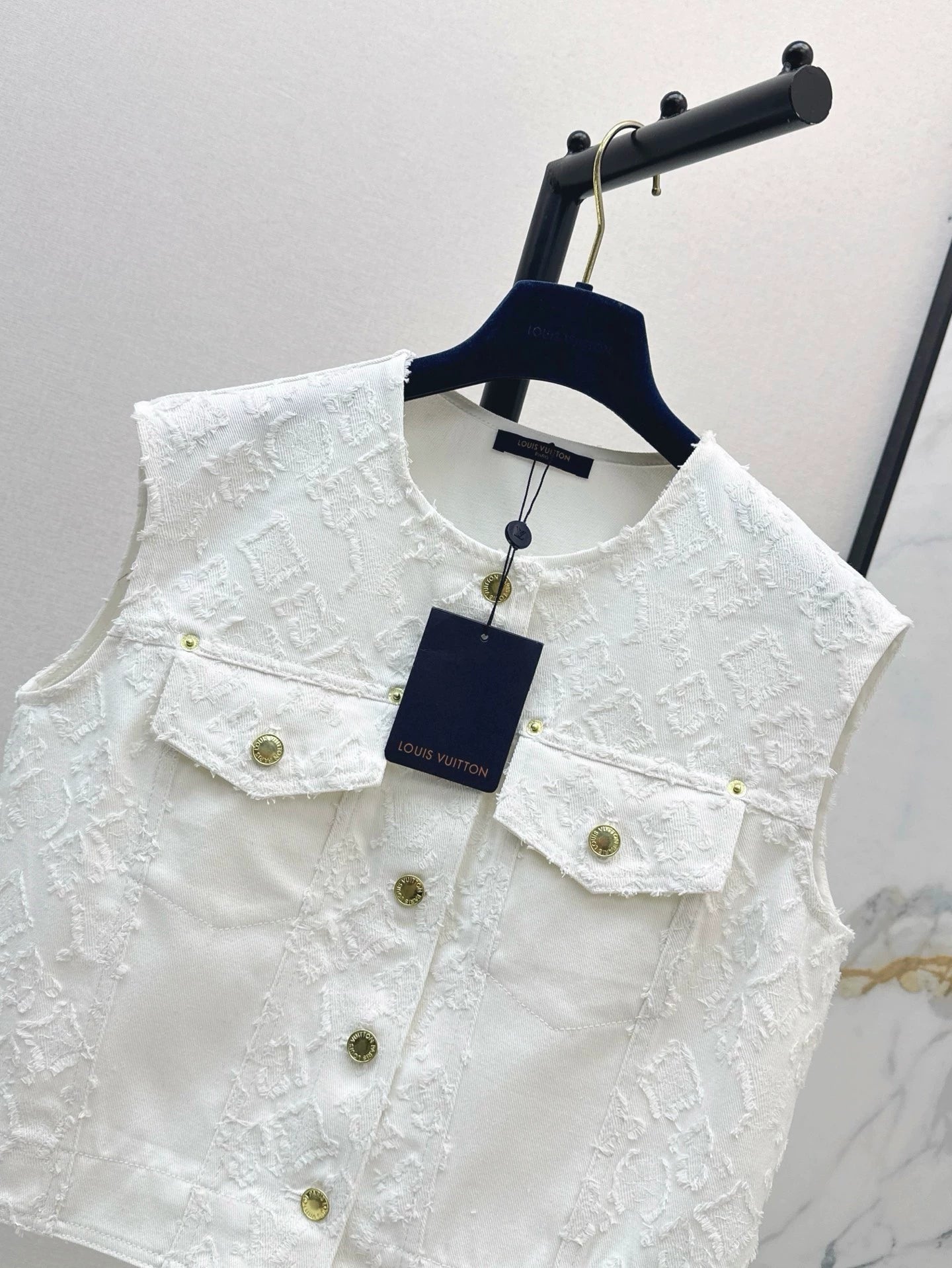 25 Summer new round neck snap buttonopen vest