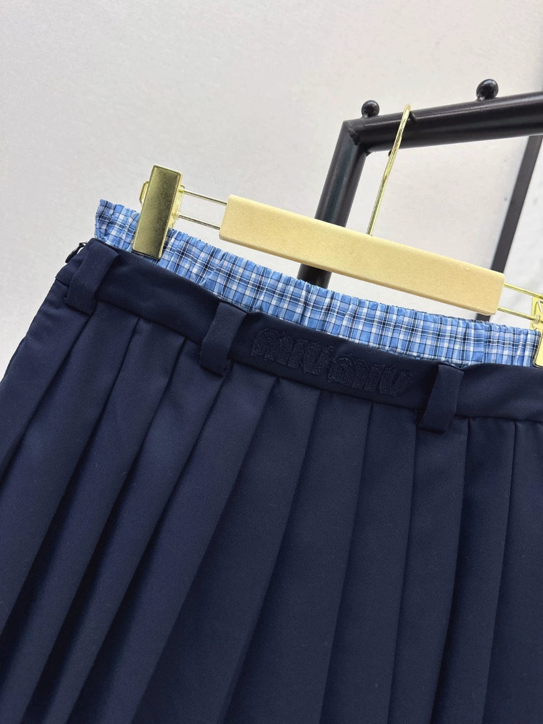25ss pleated skirt