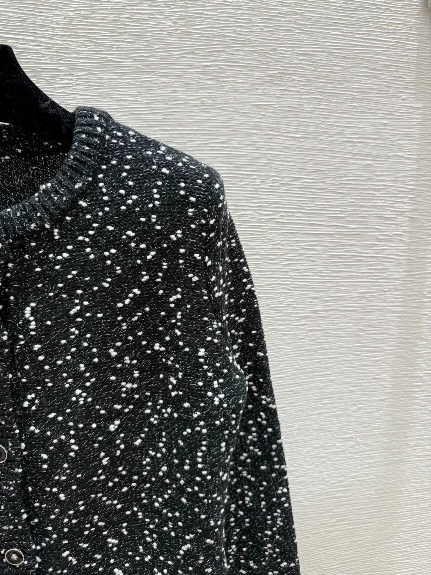 25fw Polka dot knitted dress