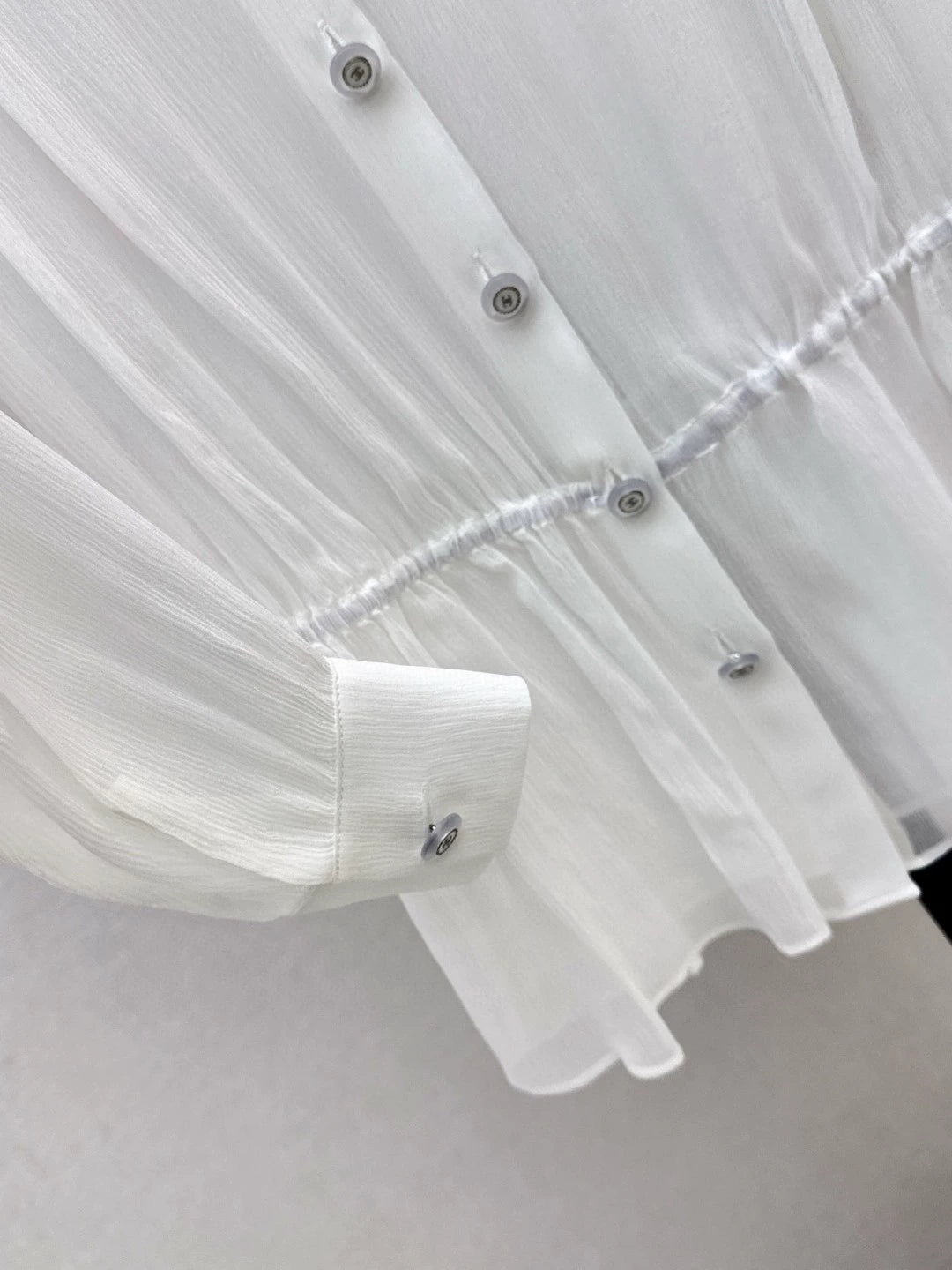 25 Early Spring and Summer New Ruffle Chiffon Shirt