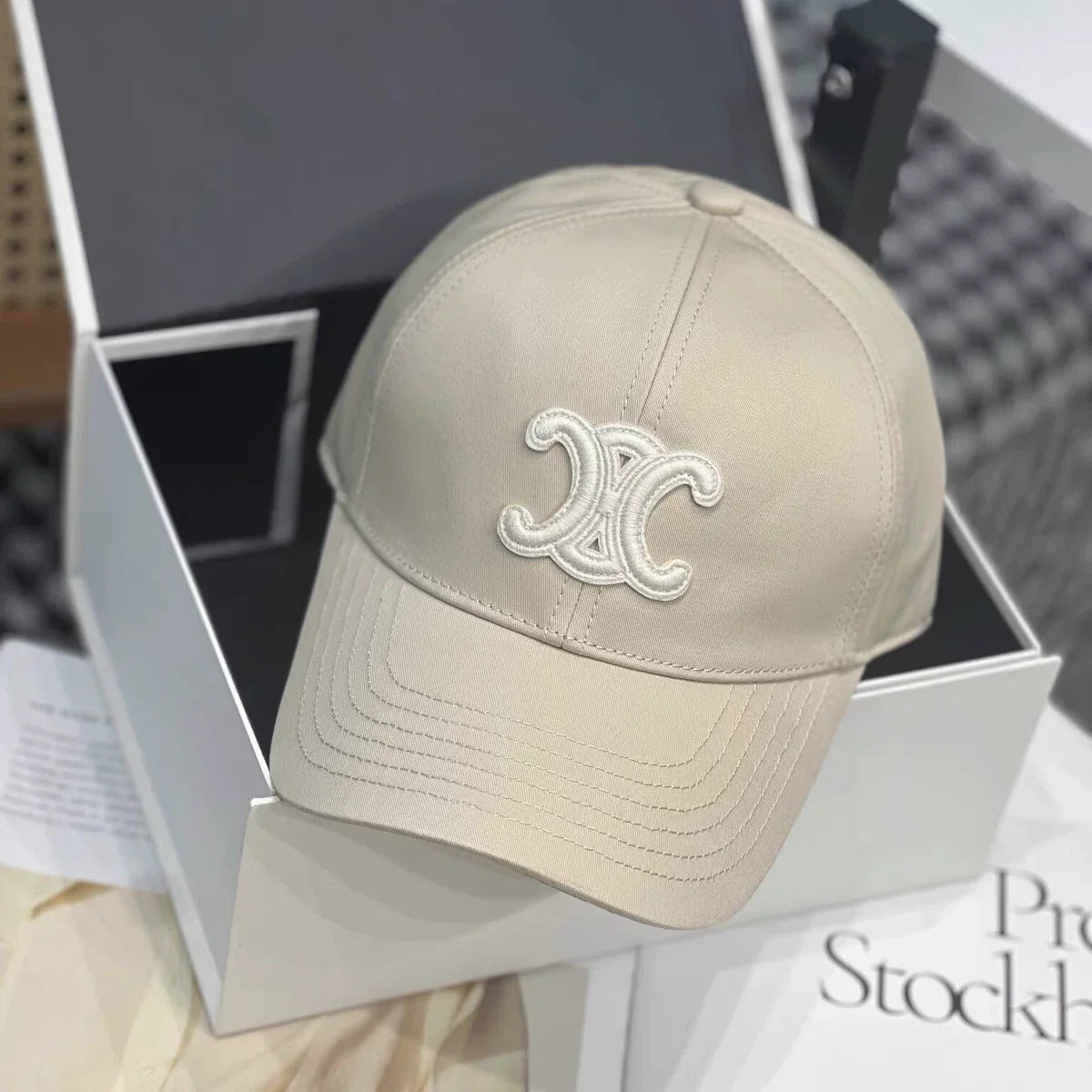 Ce 25 Embroidery Baseball cap Silver buckle series