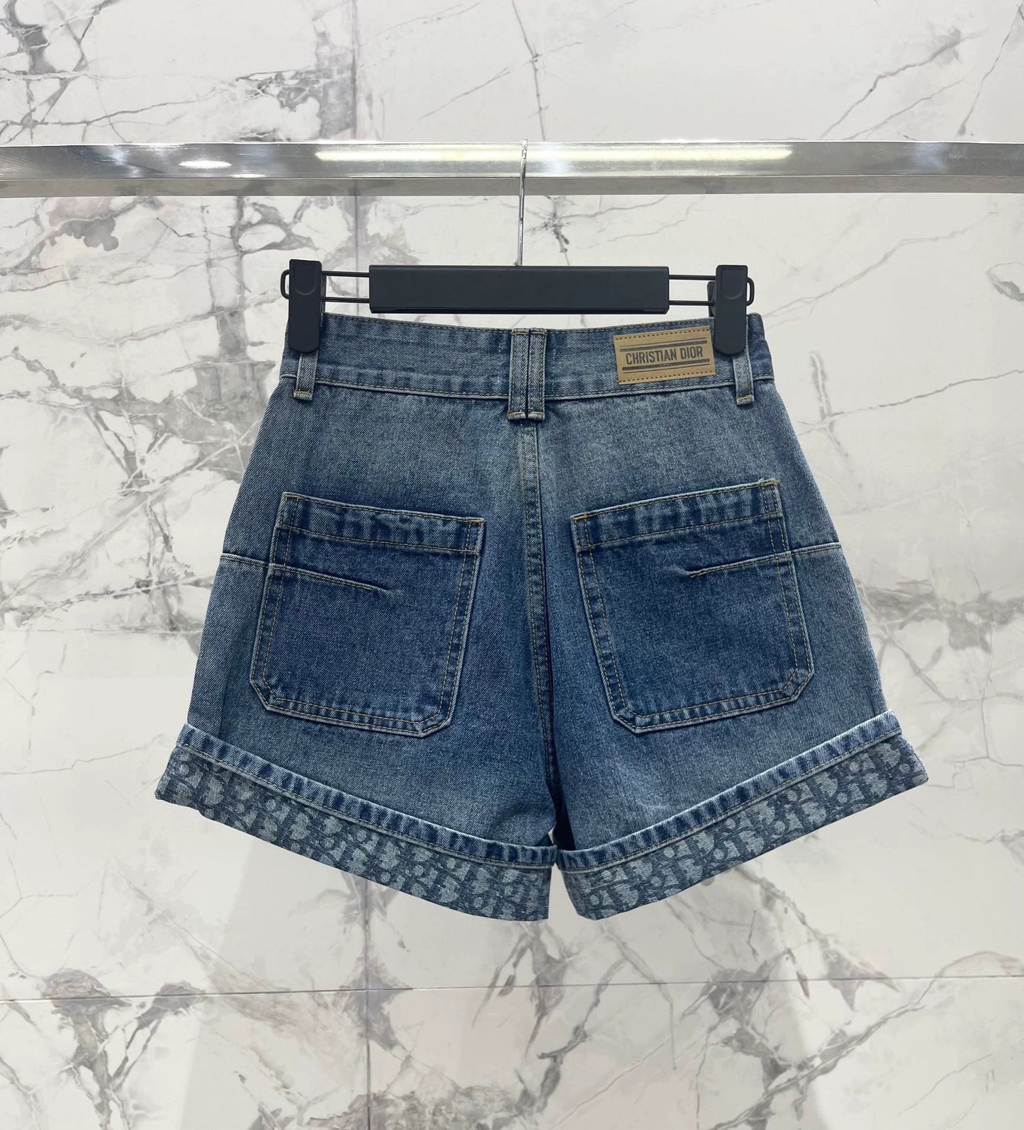 25 new old flower curled denim shorts